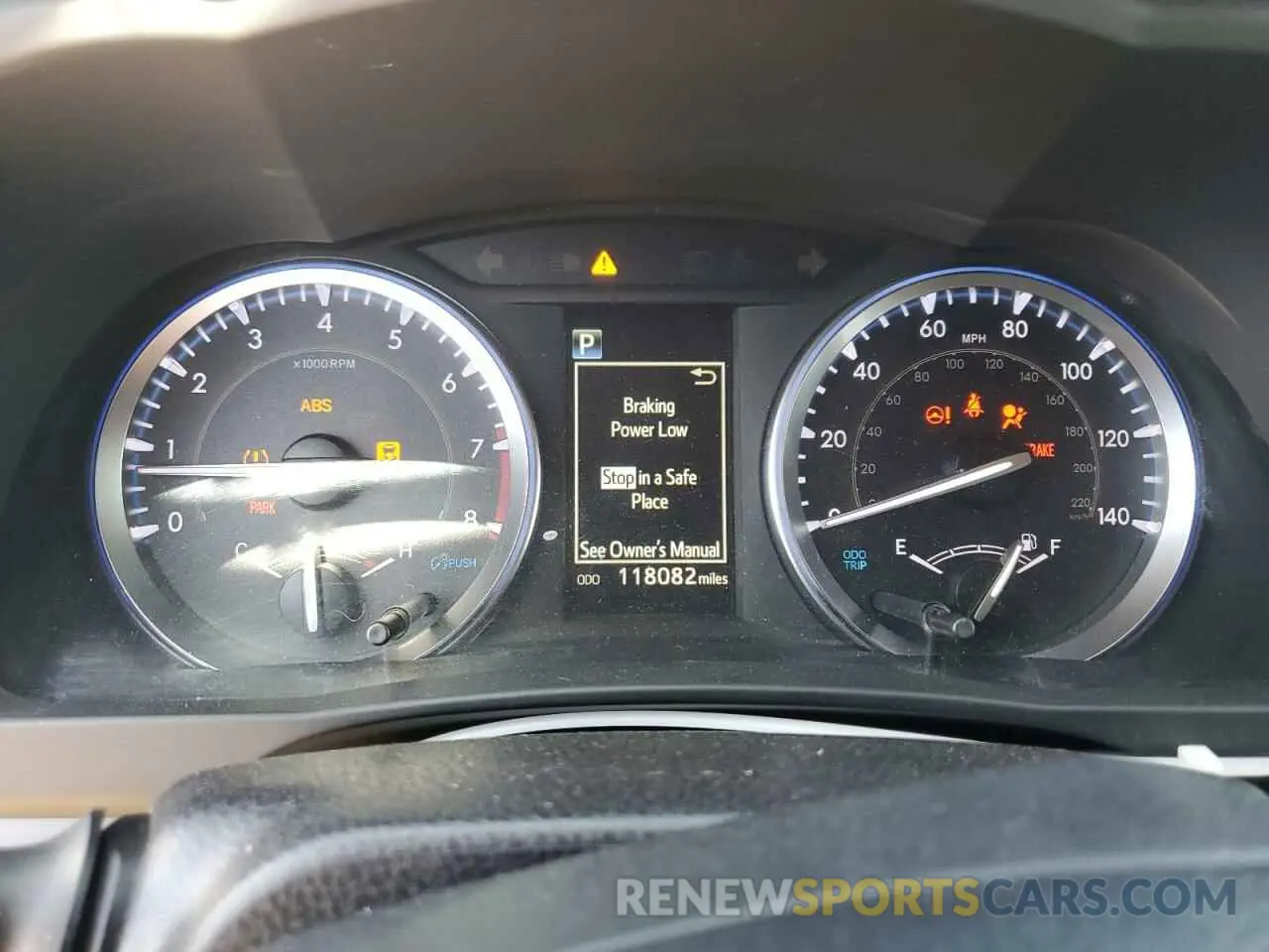 9 Photograph of a damaged car 5TDJZRFH7KS975428 TOYOTA HIGHLANDER 2019