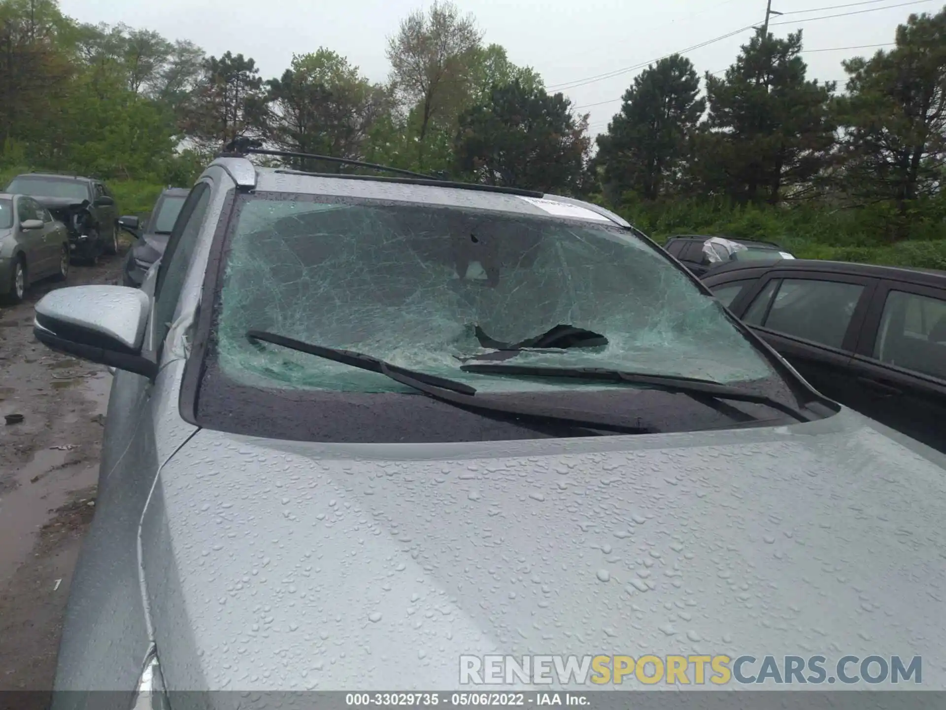 6 Photograph of a damaged car 5TDJZRFH8KS573885 TOYOTA HIGHLANDER 2019