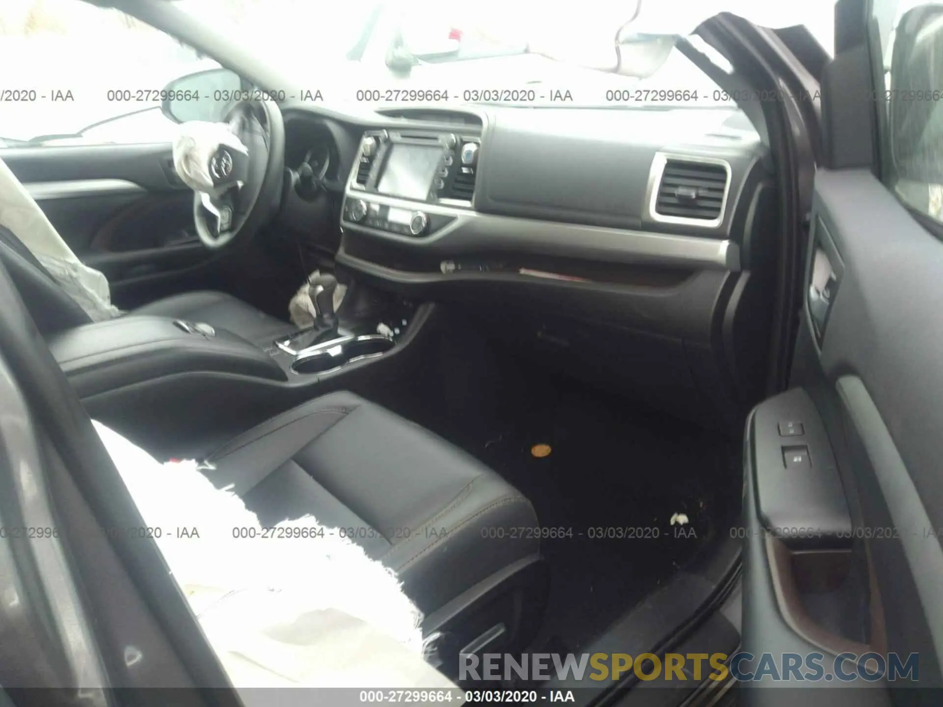 5 Photograph of a damaged car 5TDJZRFH8KS584577 TOYOTA HIGHLANDER 2019