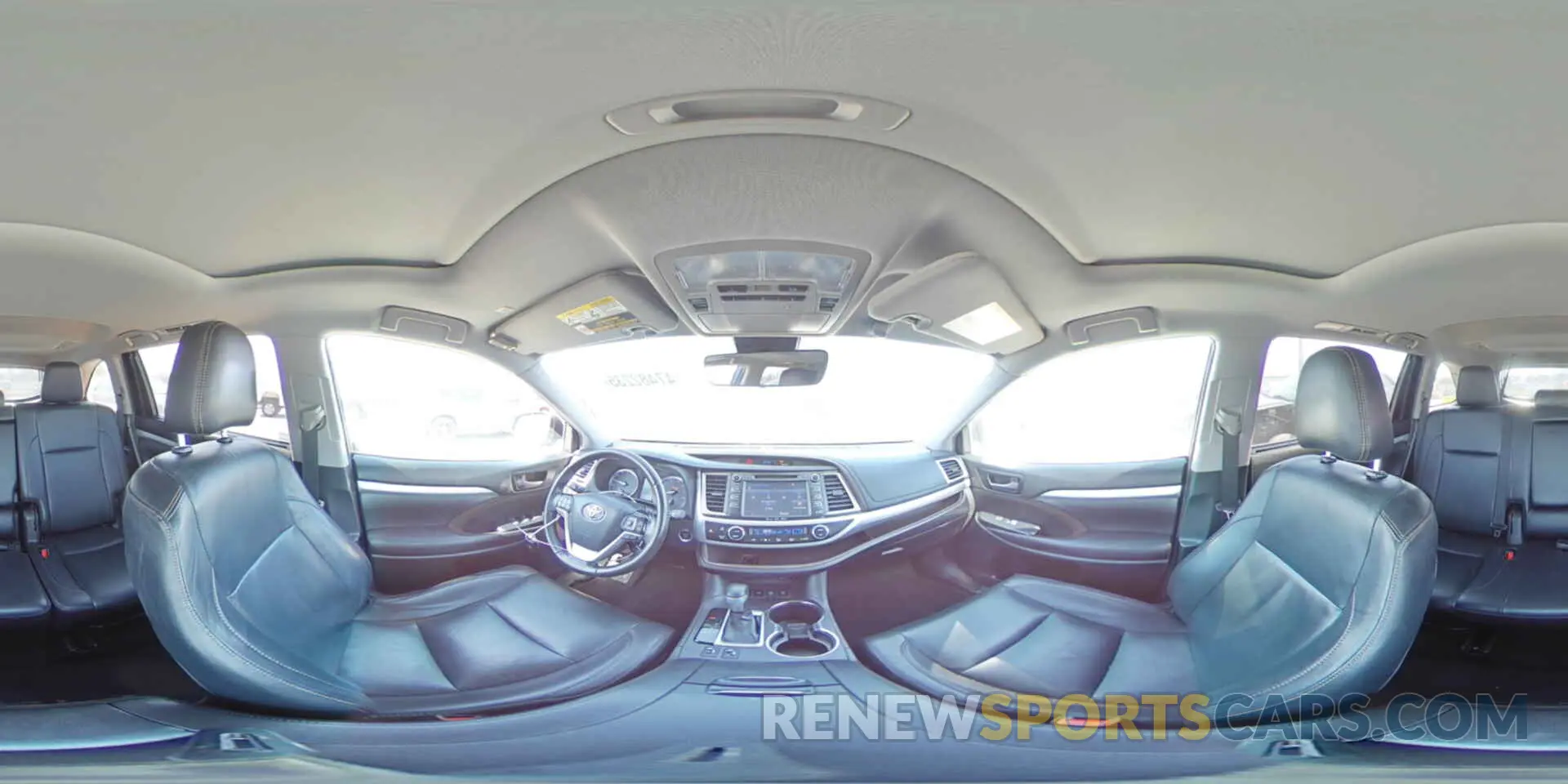 13 Photograph of a damaged car 5TDJZRFH8KS589441 TOYOTA HIGHLANDER 2019