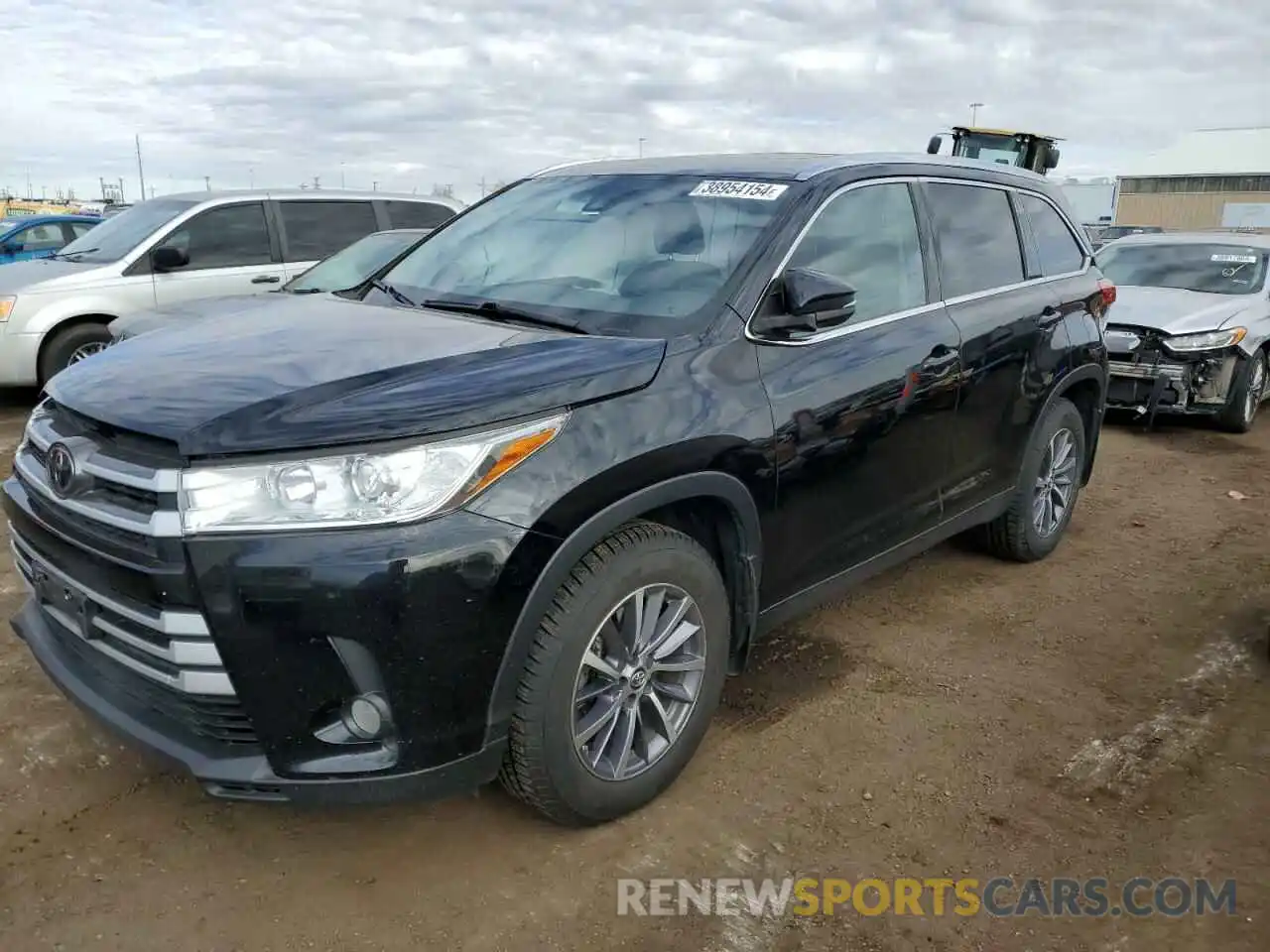 1 Photograph of a damaged car 5TDJZRFH8KS598141 TOYOTA HIGHLANDER 2019