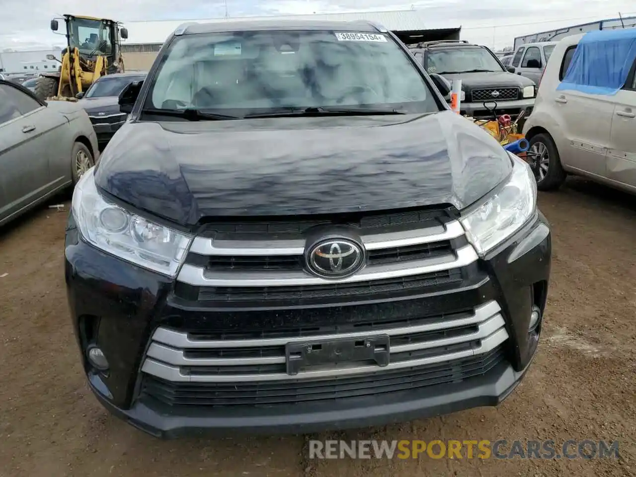 5 Photograph of a damaged car 5TDJZRFH8KS598141 TOYOTA HIGHLANDER 2019