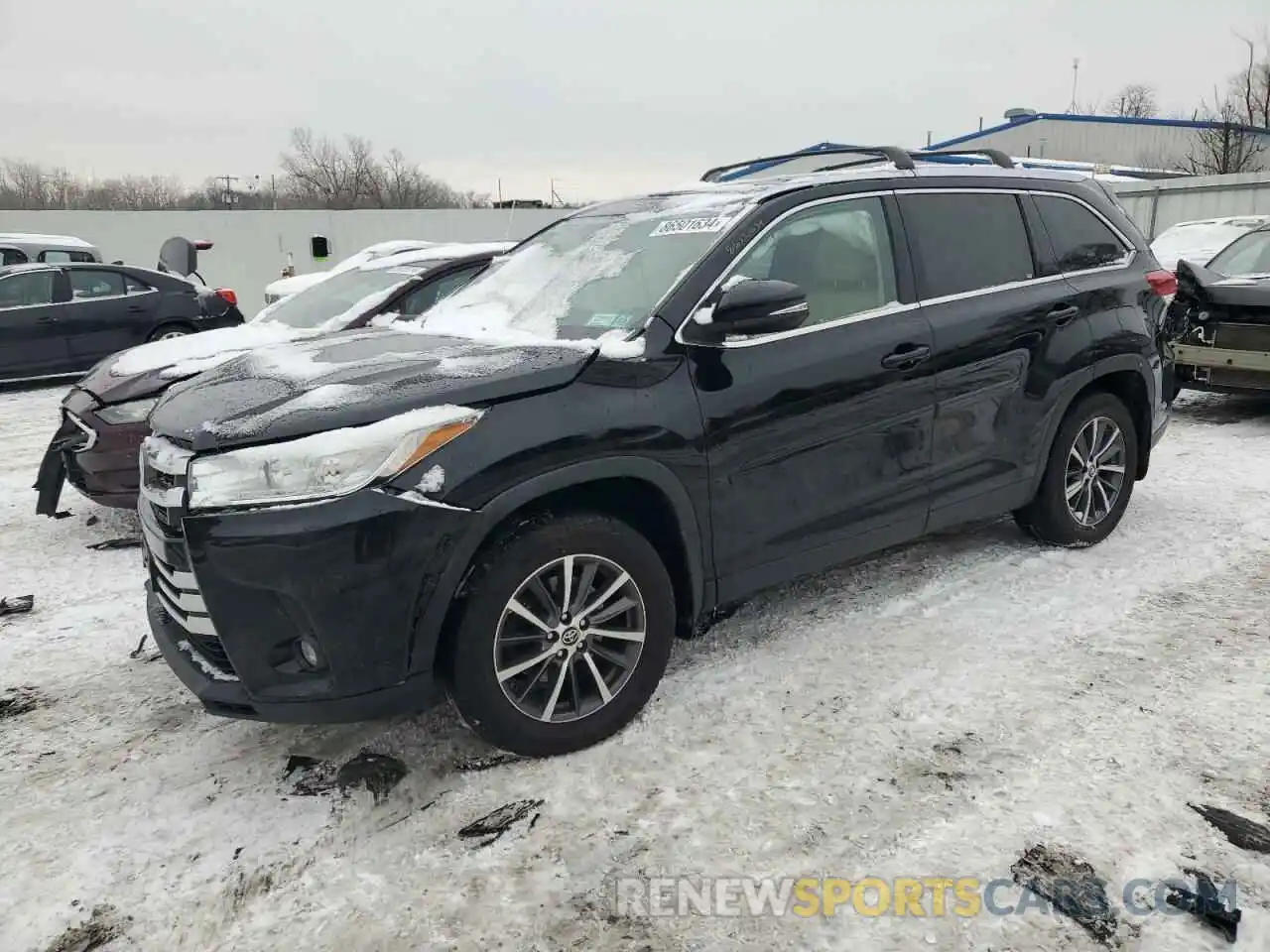 1 Photograph of a damaged car 5TDJZRFH8KS603676 TOYOTA HIGHLANDER 2019