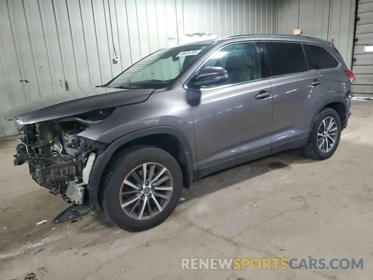1 Photograph of a damaged car 5TDJZRFH8KS612331 TOYOTA HIGHLANDER 2019