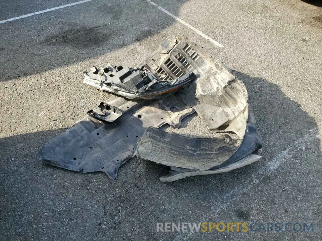 13 Photograph of a damaged car 5TDJZRFH8KS620266 TOYOTA HIGHLANDER 2019