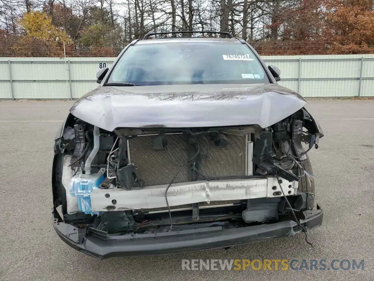 5 Photograph of a damaged car 5TDJZRFH8KS624673 TOYOTA HIGHLANDER 2019