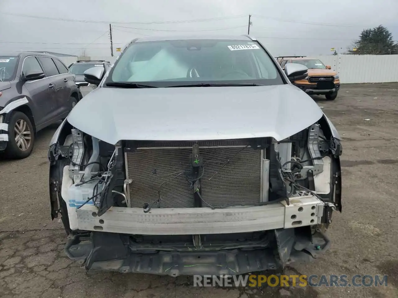 5 Photograph of a damaged car 5TDJZRFH8KS626200 TOYOTA HIGHLANDER 2019