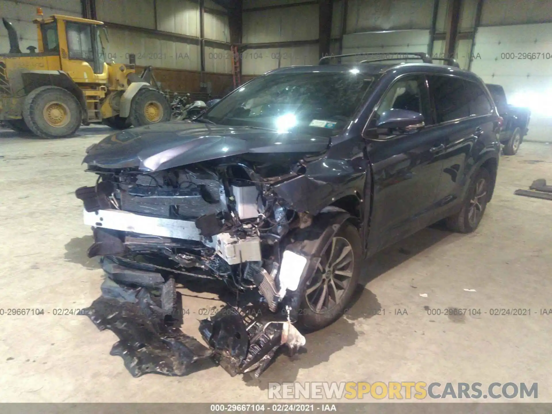 2 Photograph of a damaged car 5TDJZRFH8KS714440 TOYOTA HIGHLANDER 2019