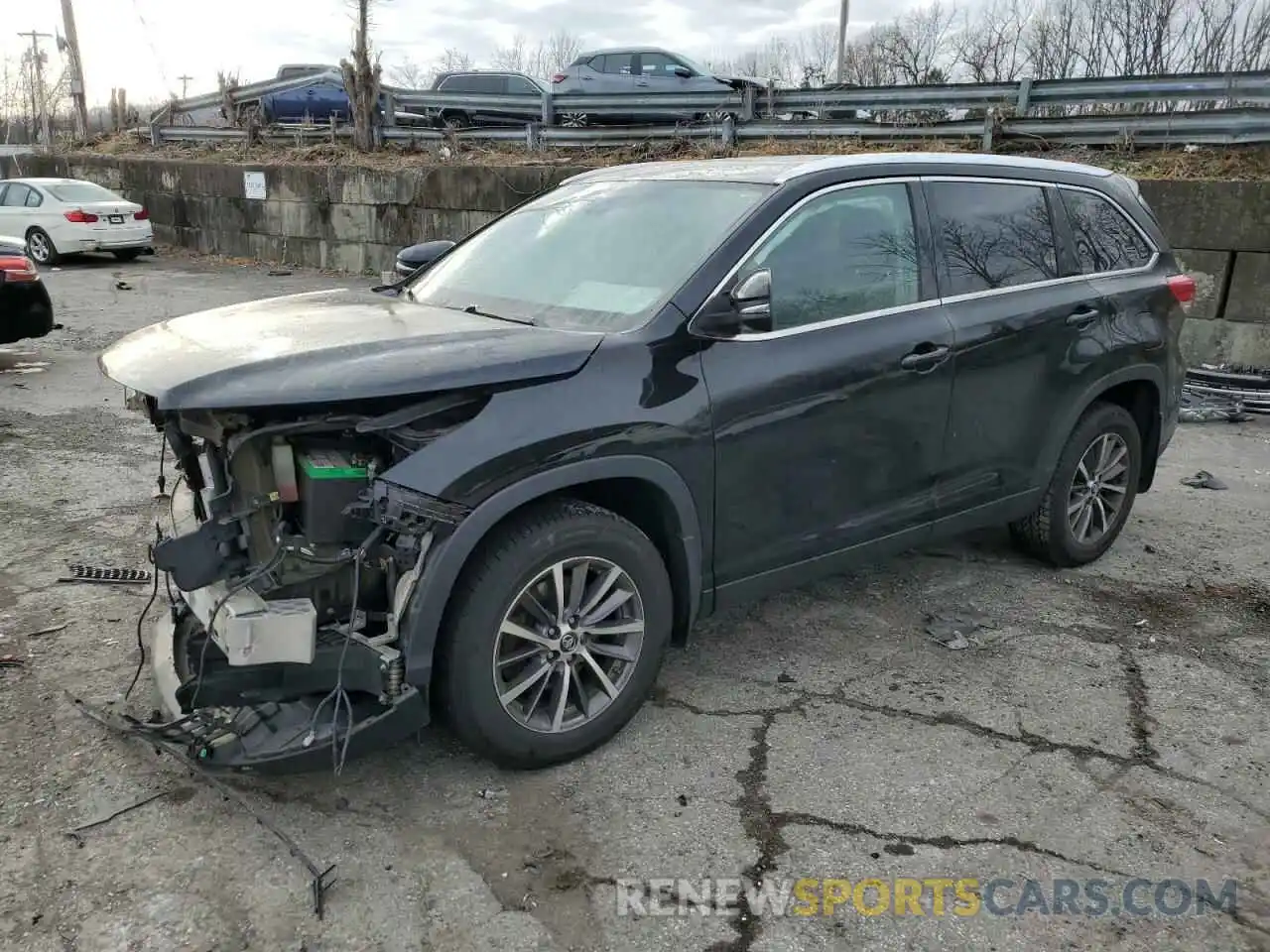 1 Photograph of a damaged car 5TDJZRFH9KS570560 TOYOTA HIGHLANDER 2019