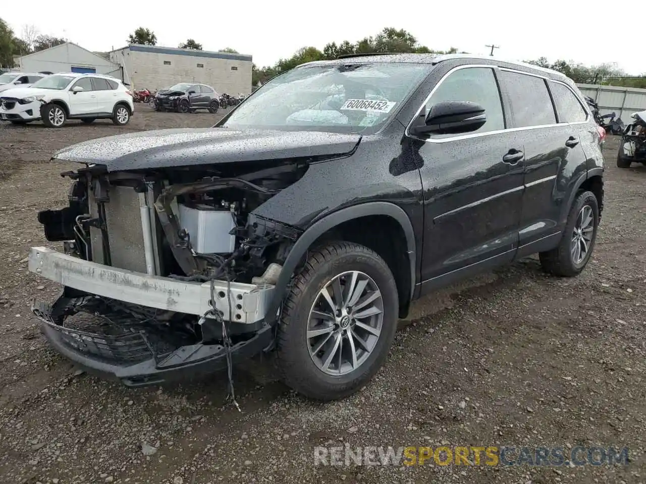 2 Photograph of a damaged car 5TDJZRFH9KS585494 TOYOTA HIGHLANDER 2019