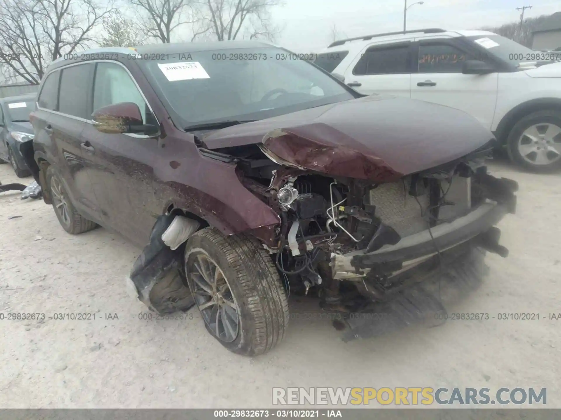 6 Photograph of a damaged car 5TDJZRFH9KS728783 TOYOTA HIGHLANDER 2019