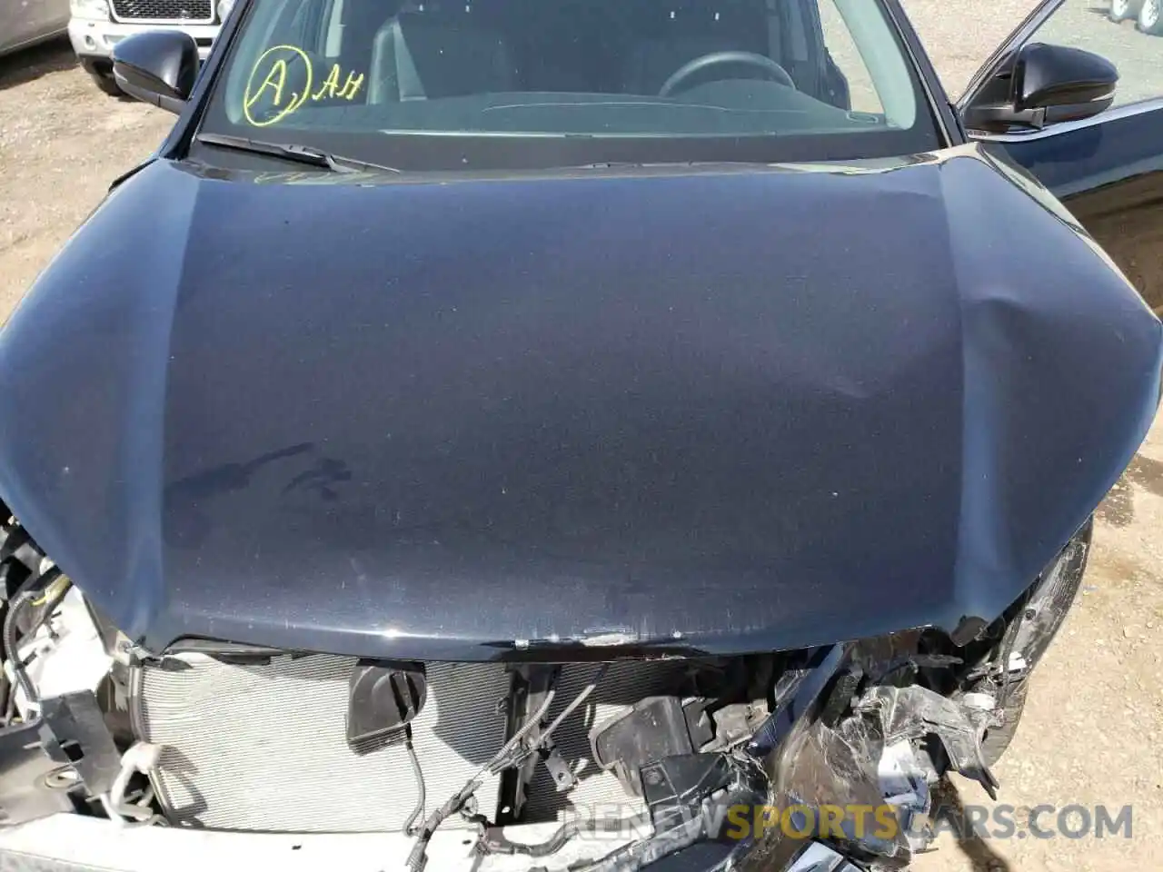 7 Photograph of a damaged car 5TDJZRFH9KS745230 TOYOTA HIGHLANDER 2019