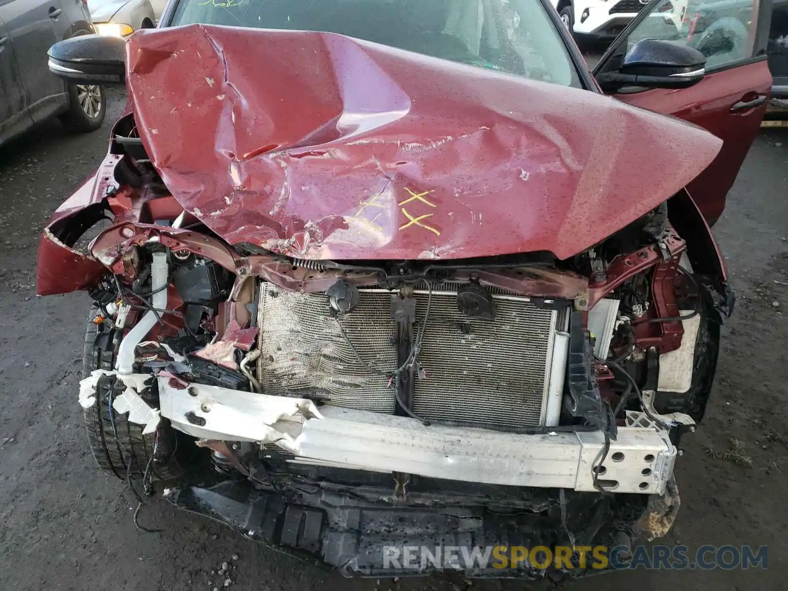 7 Photograph of a damaged car 5TDJZRFH9KS976600 TOYOTA HIGHLANDER 2019