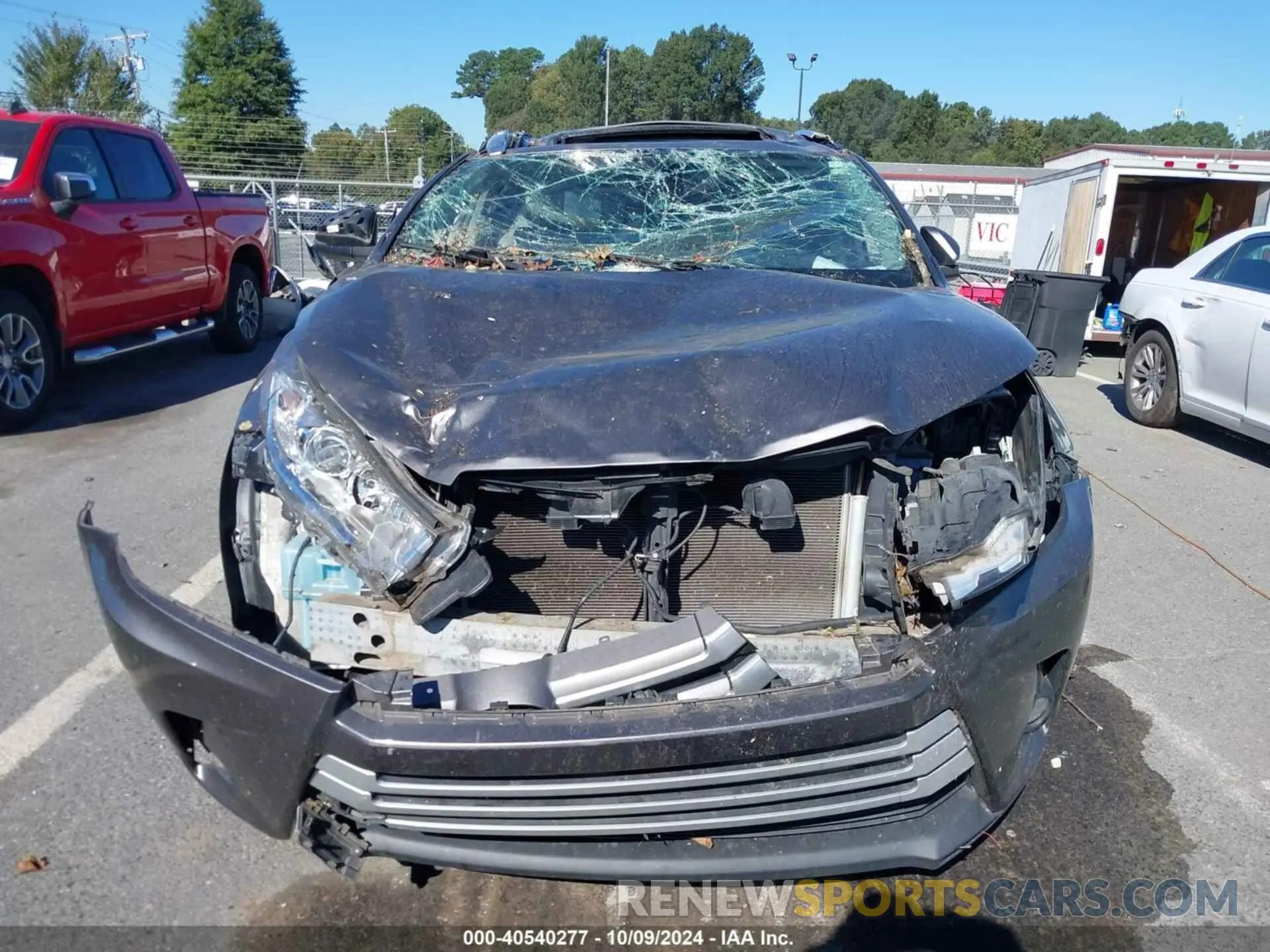 6 Photograph of a damaged car 5TDJZRFHXKS566873 TOYOTA HIGHLANDER 2019