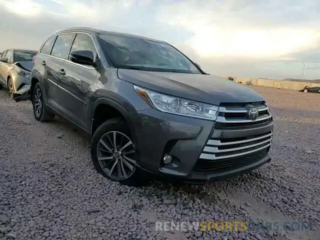 12 Photograph of a damaged car 5TDJZRFHXKS568333 TOYOTA HIGHLANDER 2019