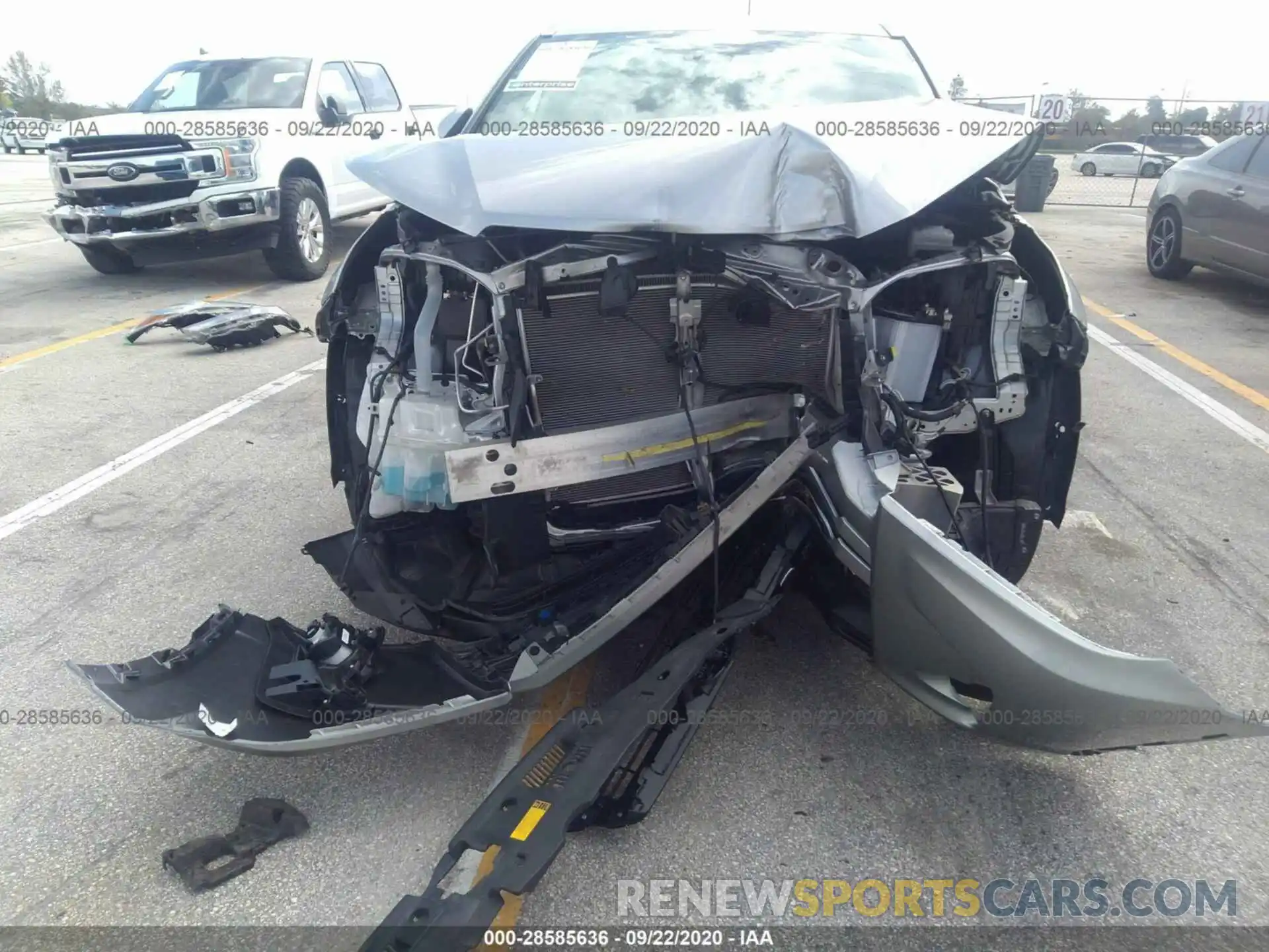 6 Photograph of a damaged car 5TDJZRFHXKS573340 TOYOTA HIGHLANDER 2019