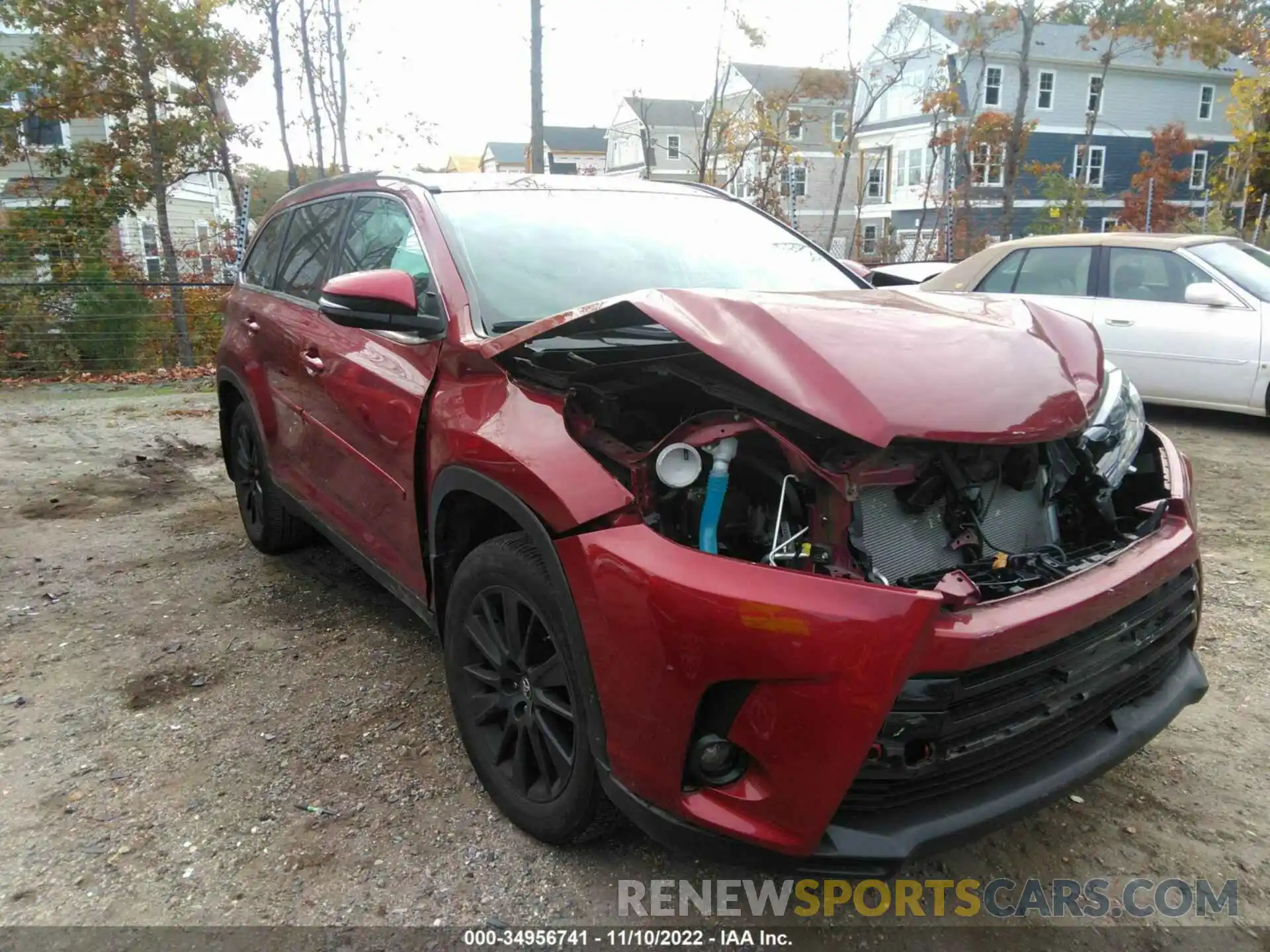 1 Photograph of a damaged car 5TDJZRFHXKS579011 TOYOTA HIGHLANDER 2019