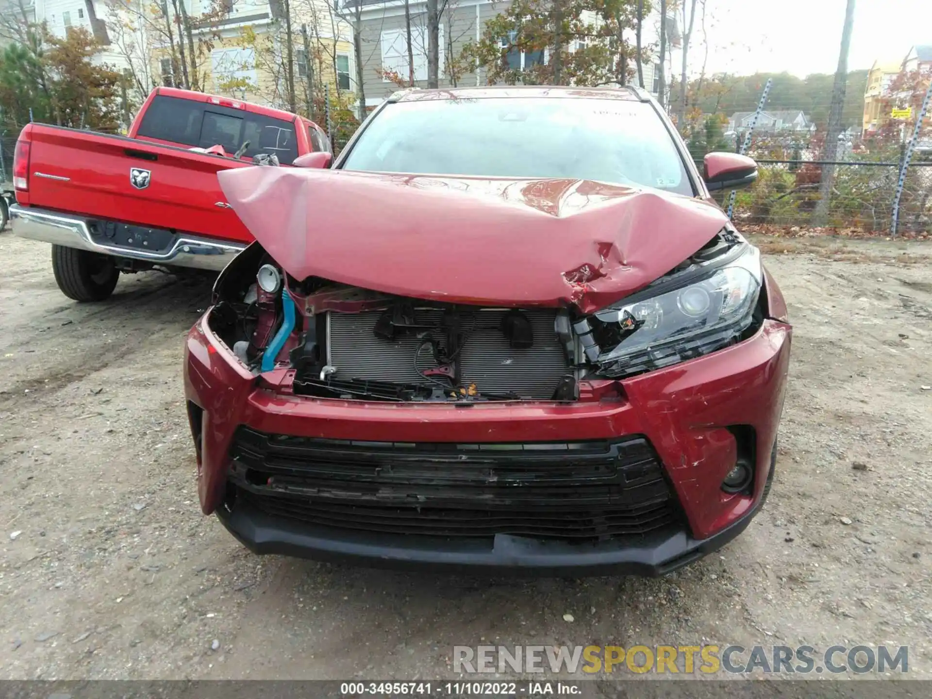 6 Photograph of a damaged car 5TDJZRFHXKS579011 TOYOTA HIGHLANDER 2019