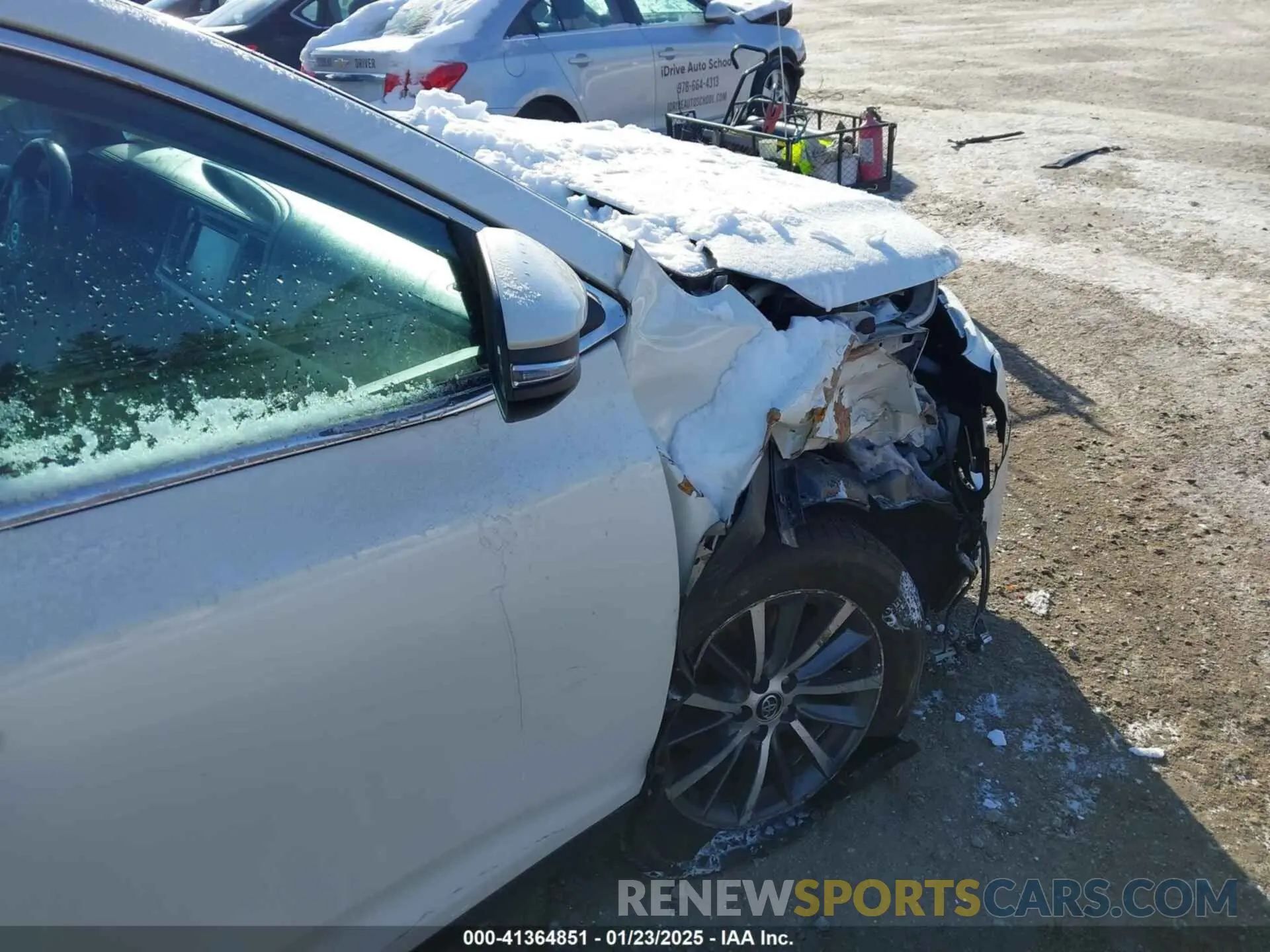 6 Photograph of a damaged car 5TDJZRFHXKS580790 TOYOTA HIGHLANDER 2019