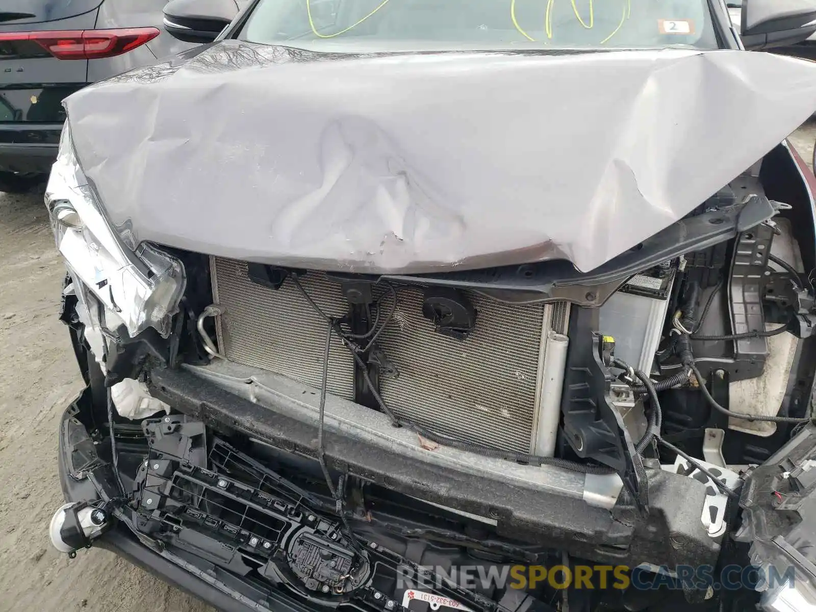 6 Photograph of a damaged car 5TDJZRFHXKS583527 TOYOTA HIGHLANDER 2019