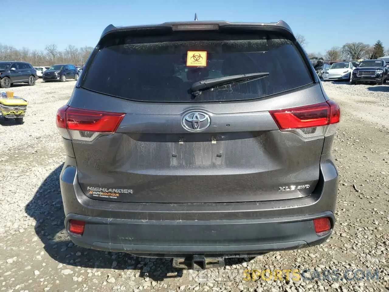 6 Photograph of a damaged car 5TDJZRFHXKS593913 TOYOTA HIGHLANDER 2019
