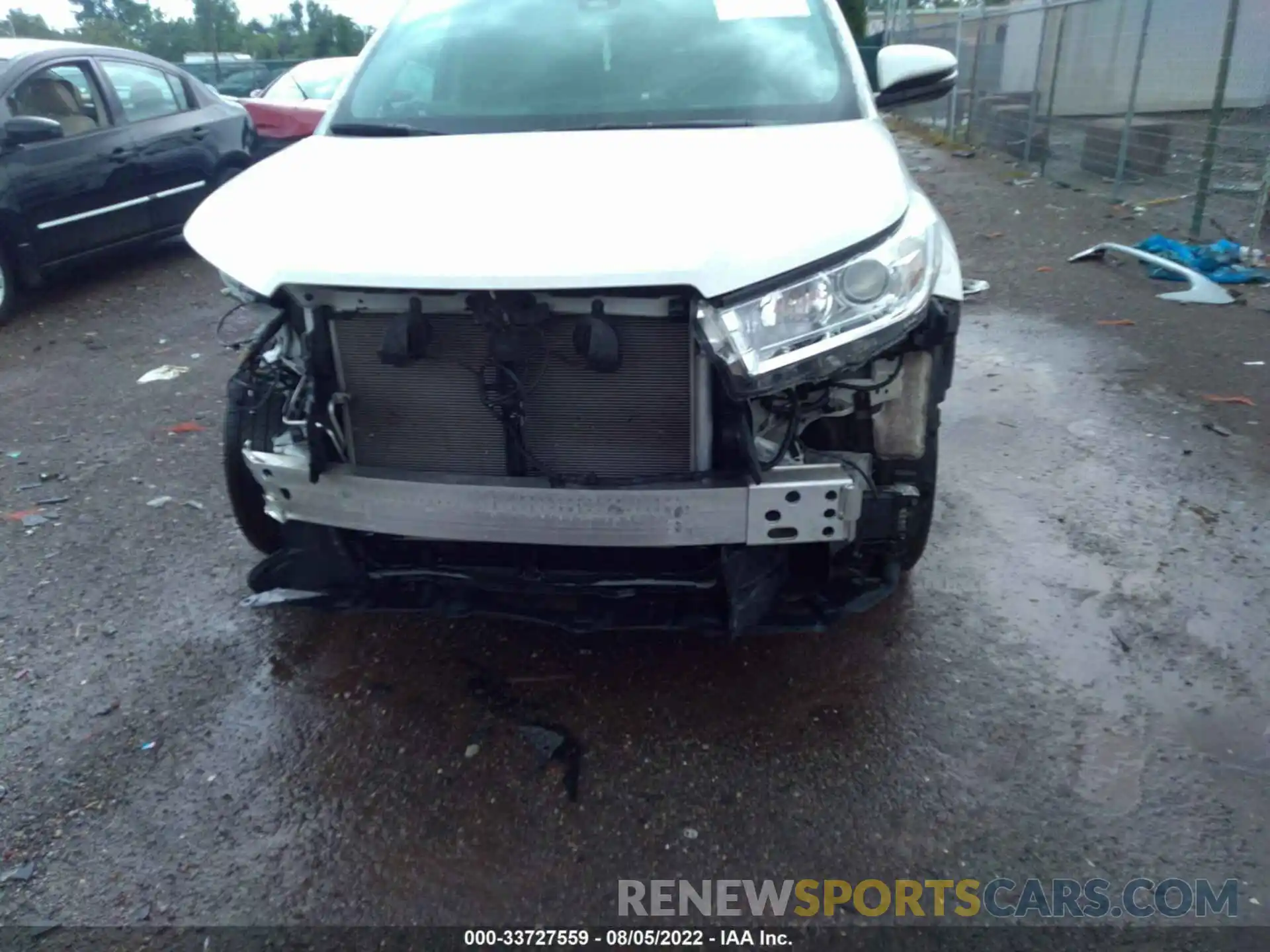 6 Photograph of a damaged car 5TDJZRFHXKS593958 TOYOTA HIGHLANDER 2019