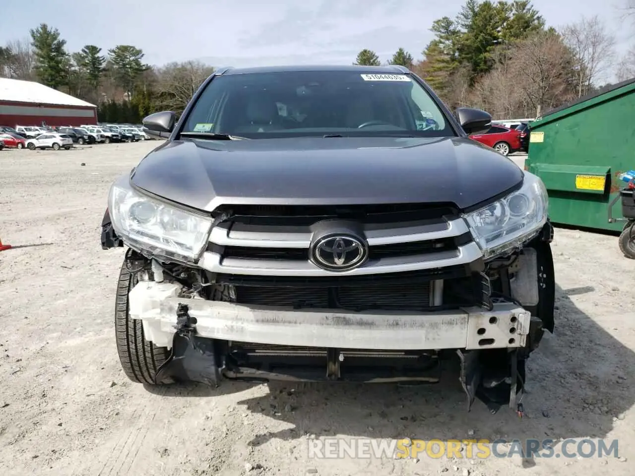 5 Photograph of a damaged car 5TDJZRFHXKS603646 TOYOTA HIGHLANDER 2019