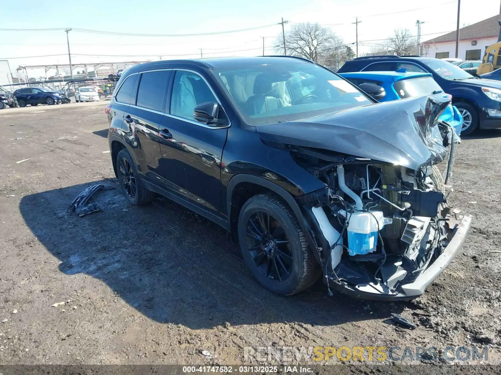 1 Photograph of a damaged car 5TDJZRFHXKS606028 TOYOTA HIGHLANDER 2019