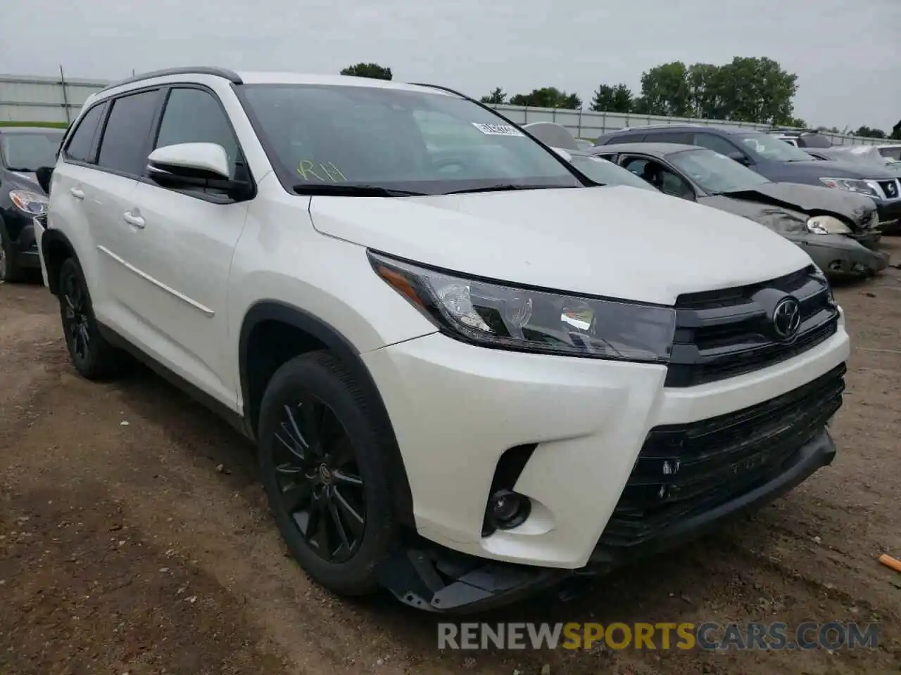 1 Photograph of a damaged car 5TDJZRFHXKS625968 TOYOTA HIGHLANDER 2019