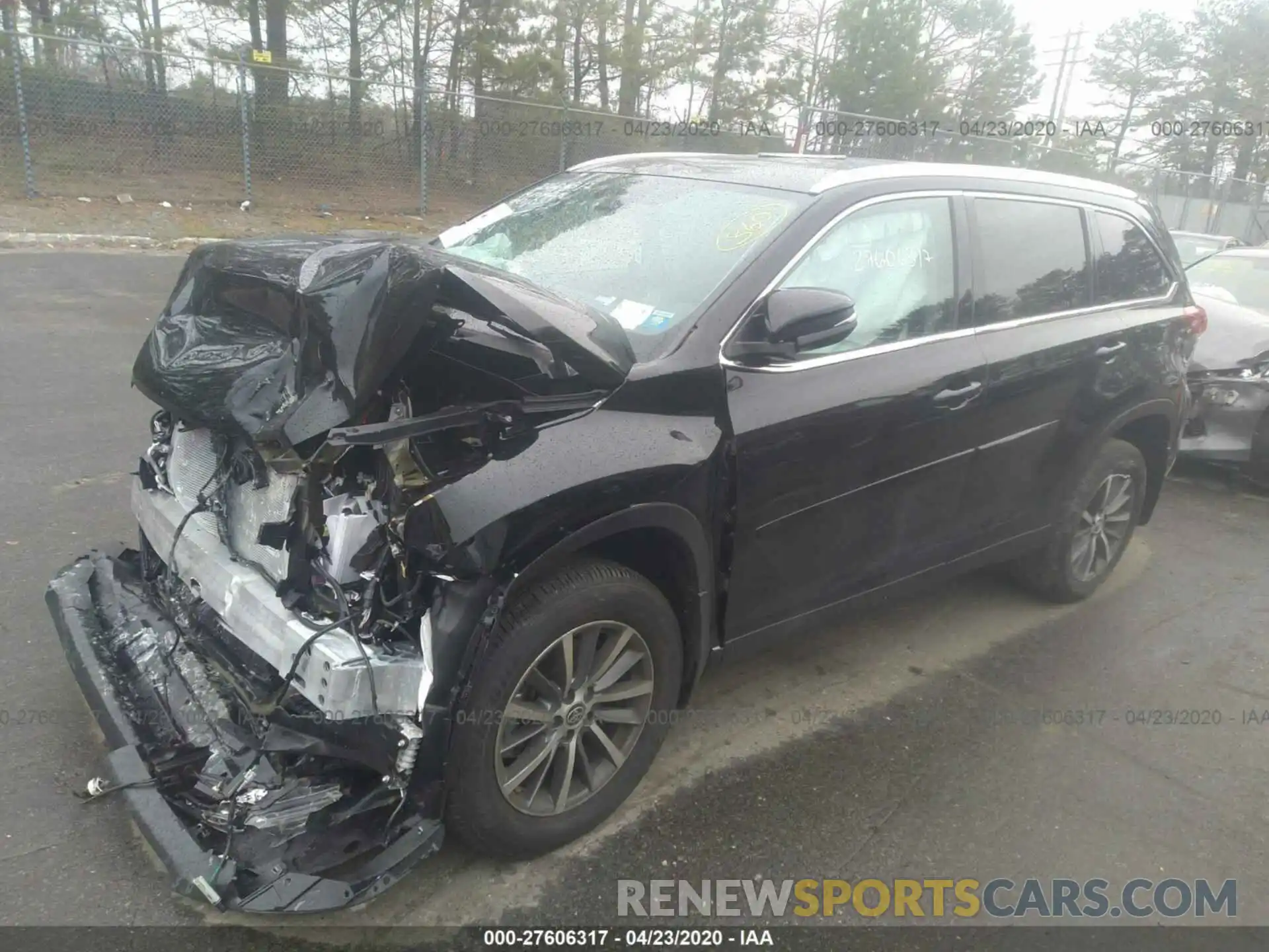 2 Photograph of a damaged car 5TDJZRFHXKS626568 TOYOTA HIGHLANDER 2019