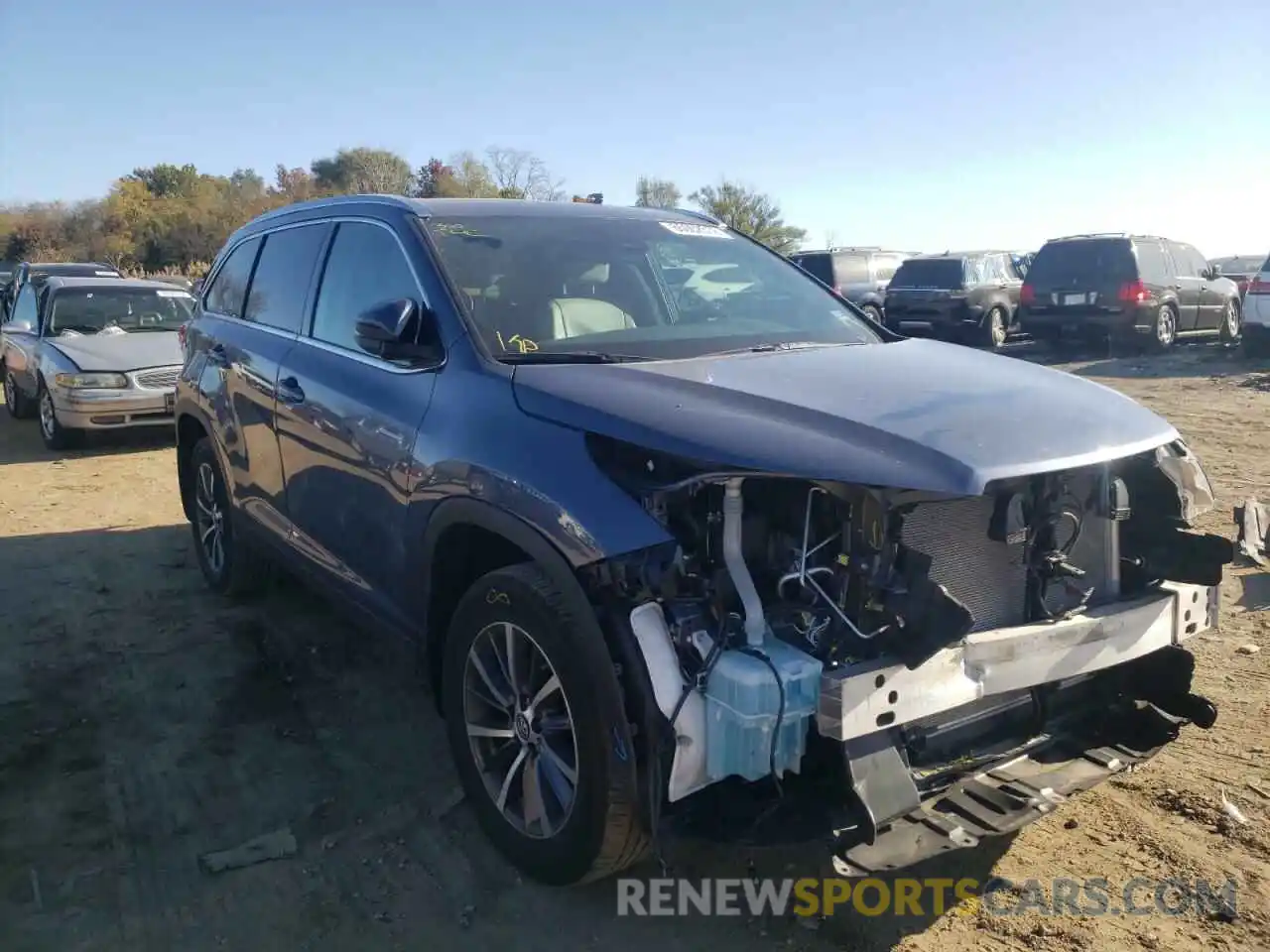 1 Photograph of a damaged car 5TDJZRFHXKS921007 TOYOTA HIGHLANDER 2019