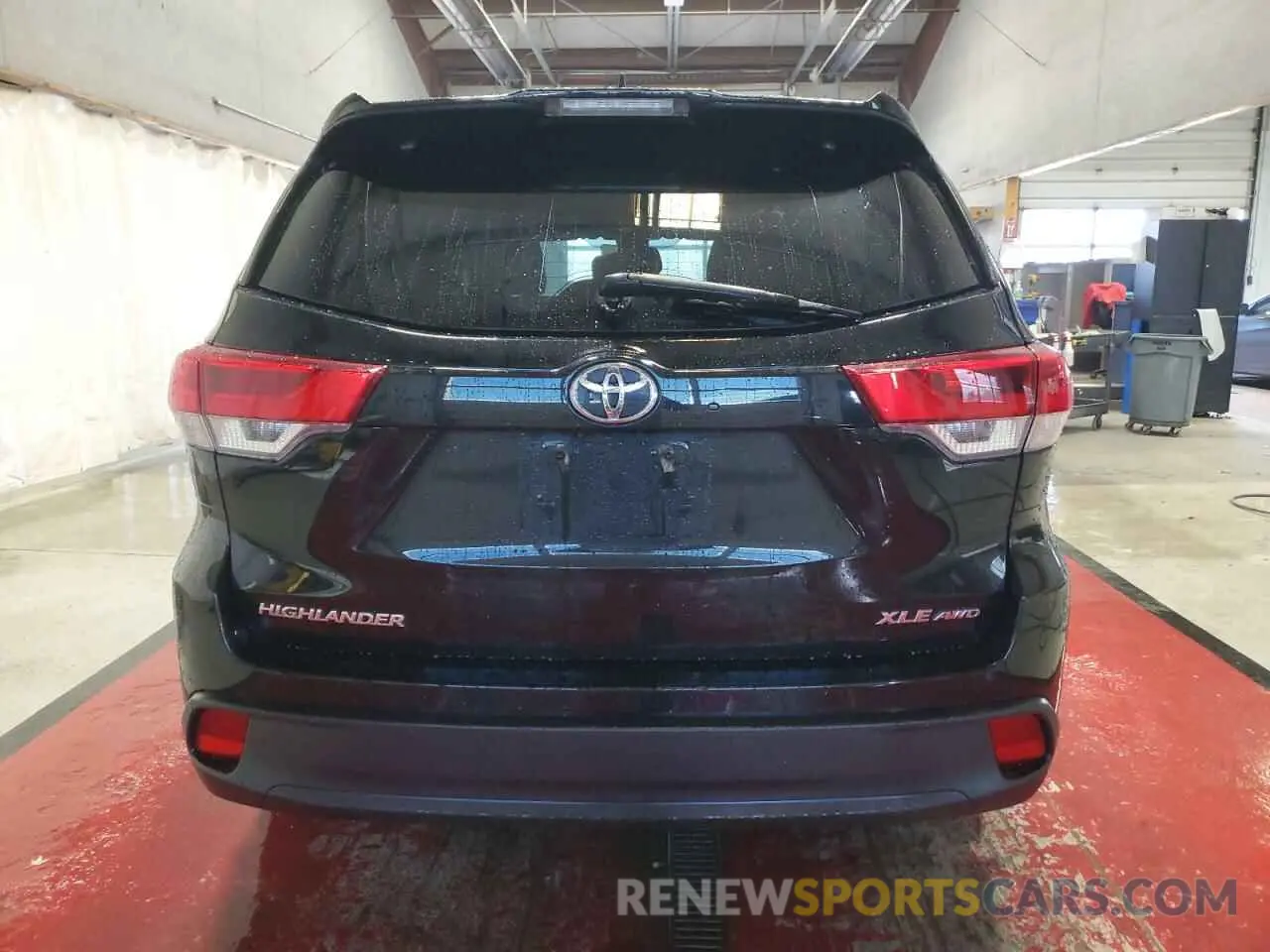 6 Photograph of a damaged car 5TDJZRFHXKS933268 TOYOTA HIGHLANDER 2019