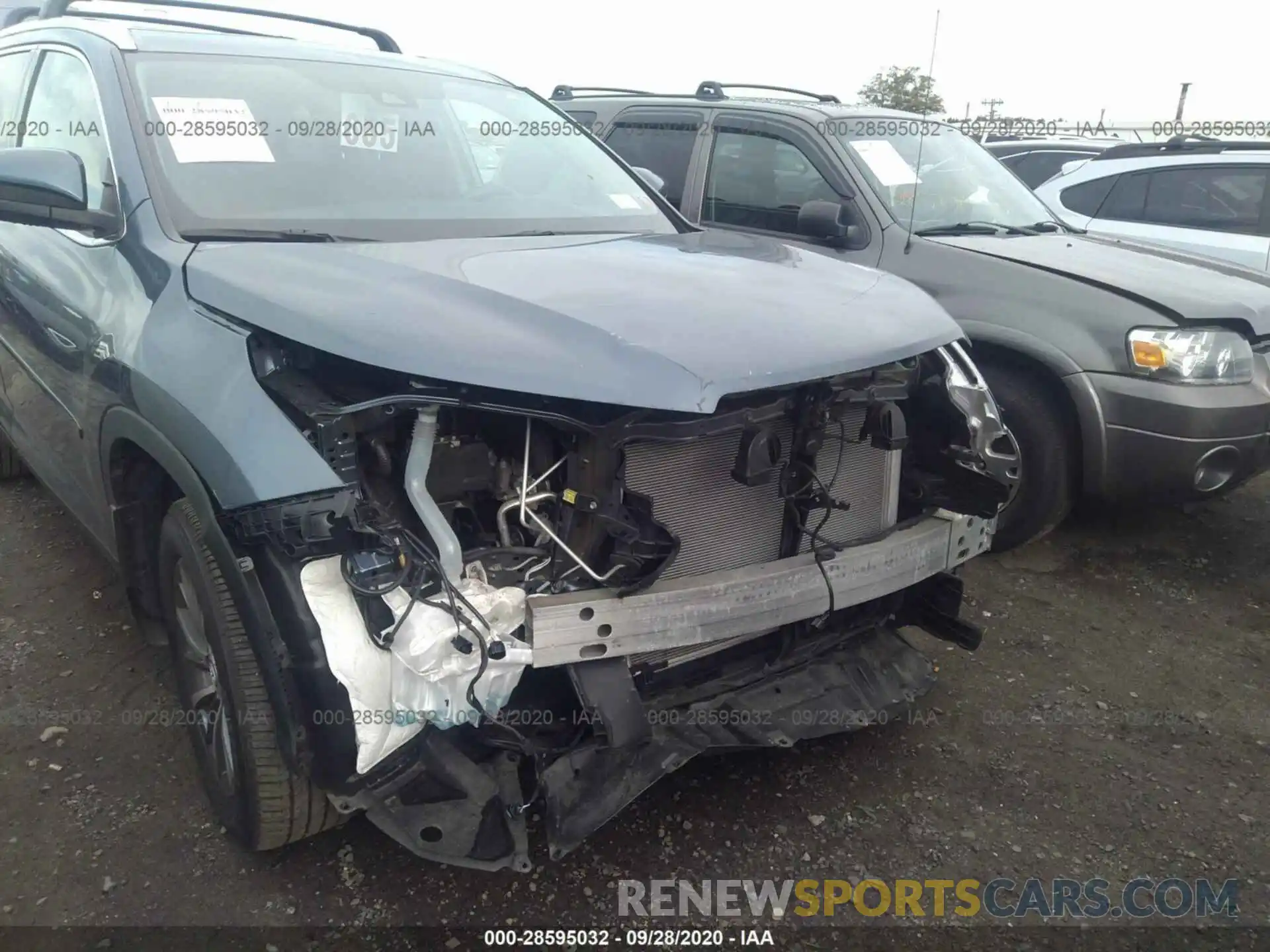 6 Photograph of a damaged car 5TDJZRFHXKS972068 TOYOTA HIGHLANDER 2019