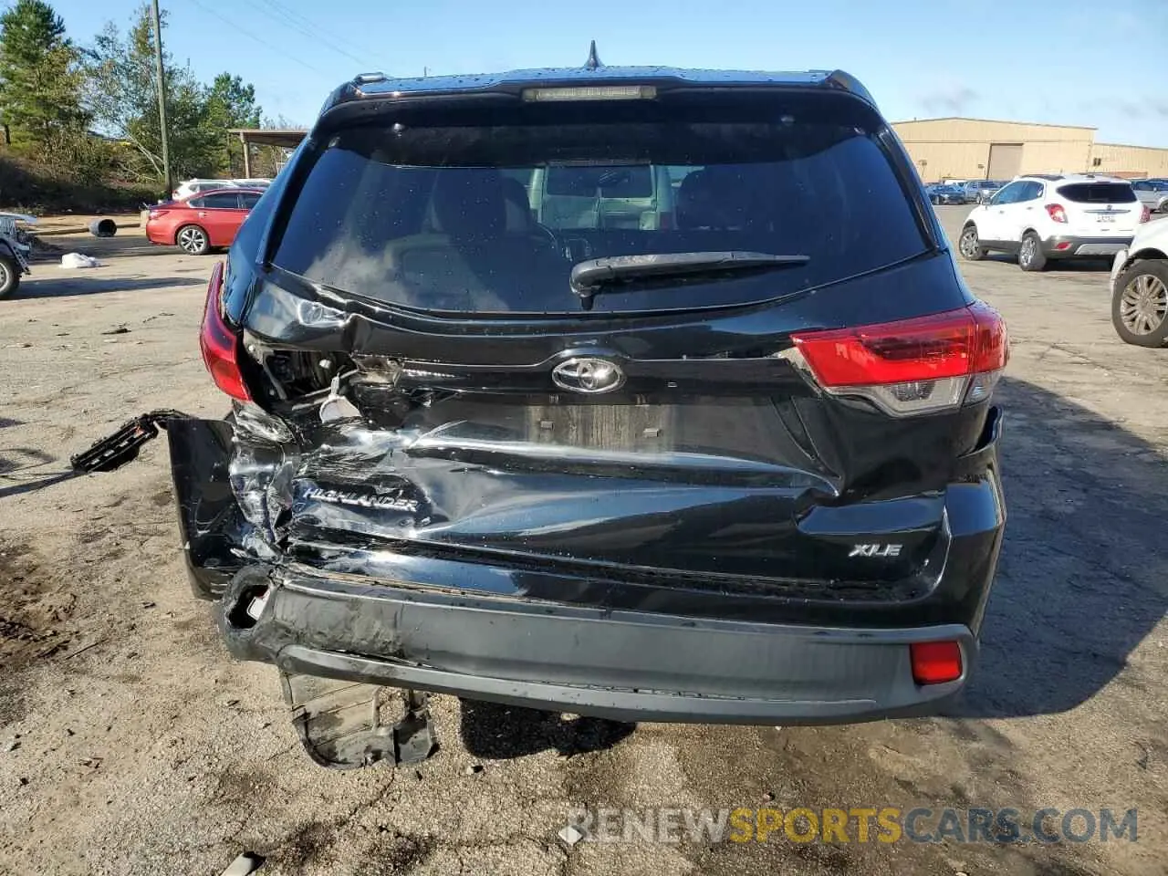 6 Photograph of a damaged car 5TDKZRFH0KS558012 TOYOTA HIGHLANDER 2019
