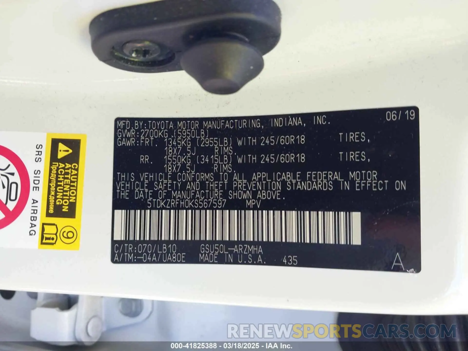 9 Photograph of a damaged car 5TDKZRFH0KS567597 TOYOTA HIGHLANDER 2019