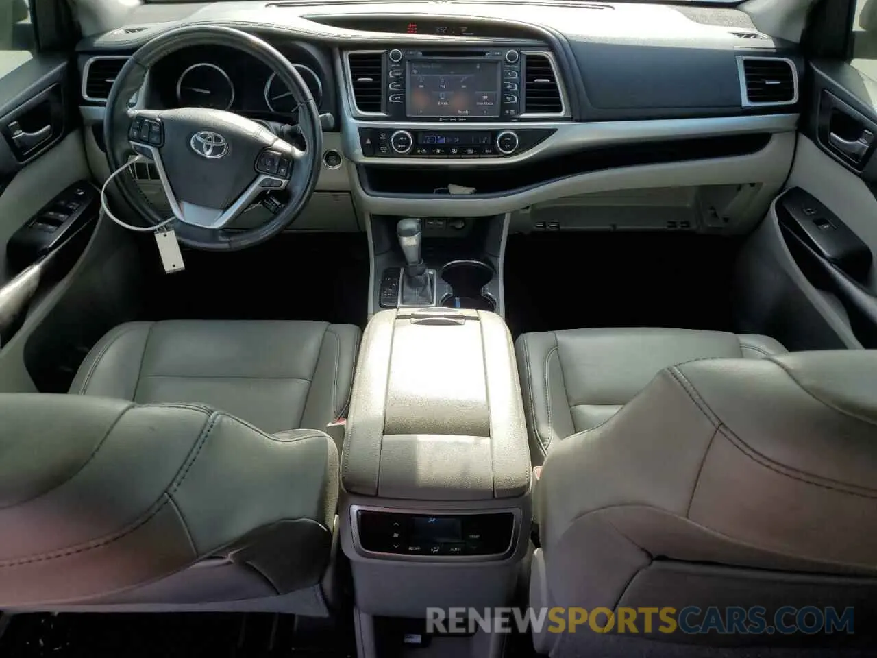 8 Photograph of a damaged car 5TDKZRFH0KS569107 TOYOTA HIGHLANDER 2019