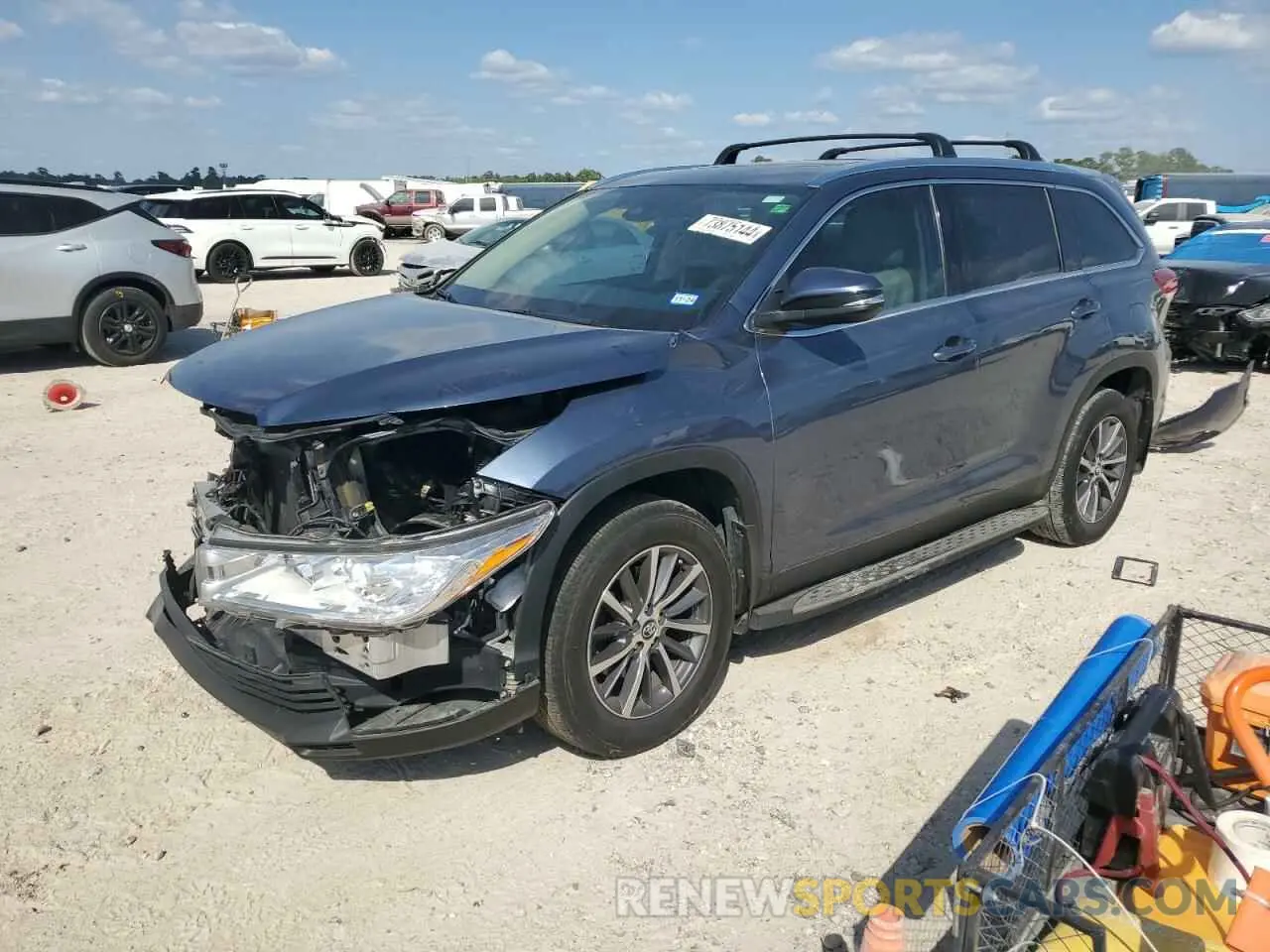 1 Photograph of a damaged car 5TDKZRFH2KS292654 TOYOTA HIGHLANDER 2019