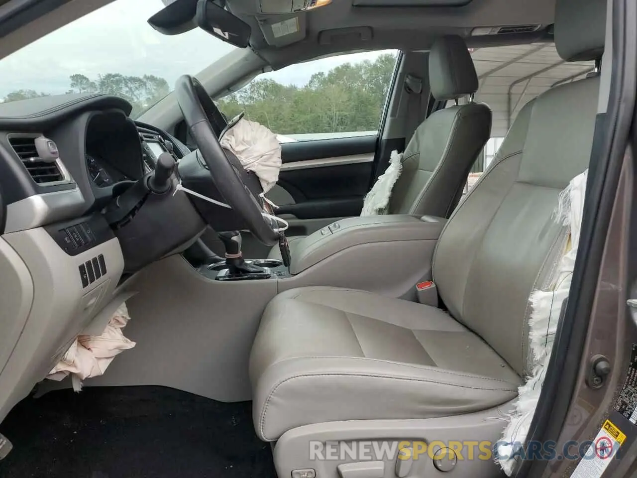 7 Photograph of a damaged car 5TDKZRFH2KS364503 TOYOTA HIGHLANDER 2019