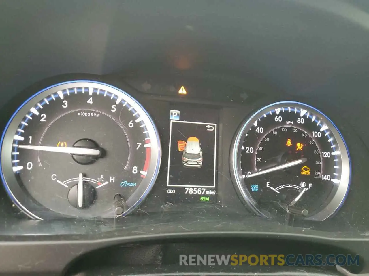 9 Photograph of a damaged car 5TDKZRFH2KS364503 TOYOTA HIGHLANDER 2019
