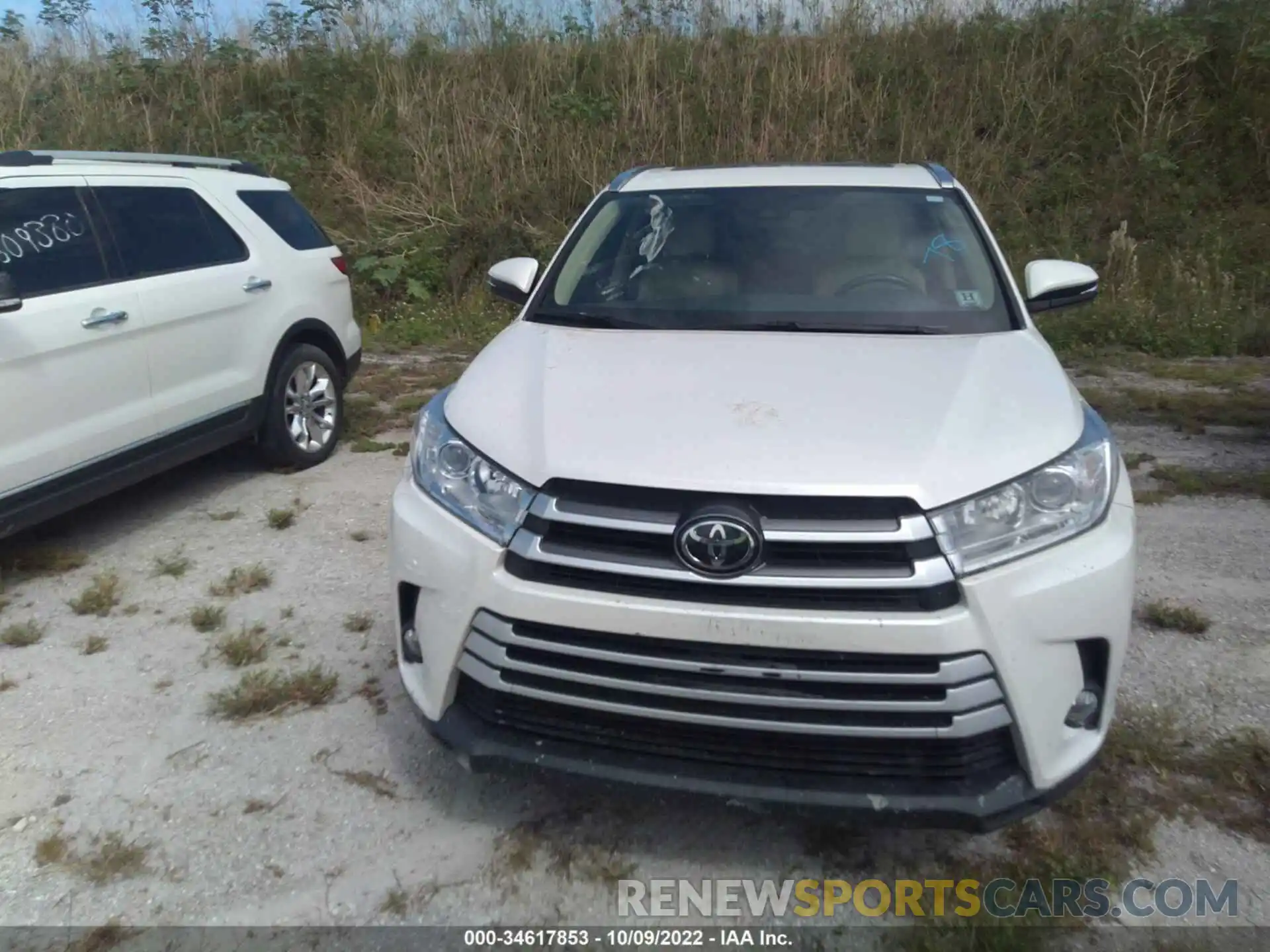 6 Photograph of a damaged car 5TDKZRFH2KS564328 TOYOTA HIGHLANDER 2019