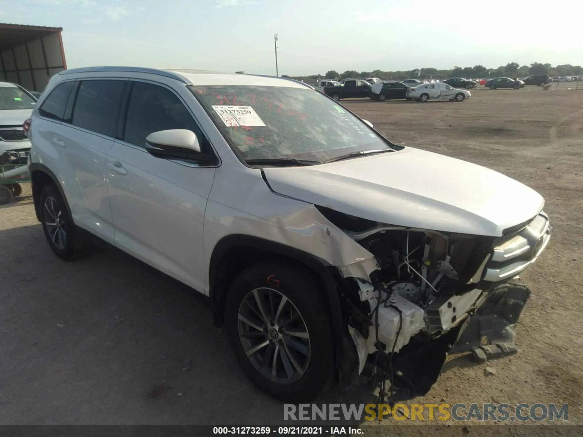 1 Photograph of a damaged car 5TDKZRFH2KS574583 TOYOTA HIGHLANDER 2019