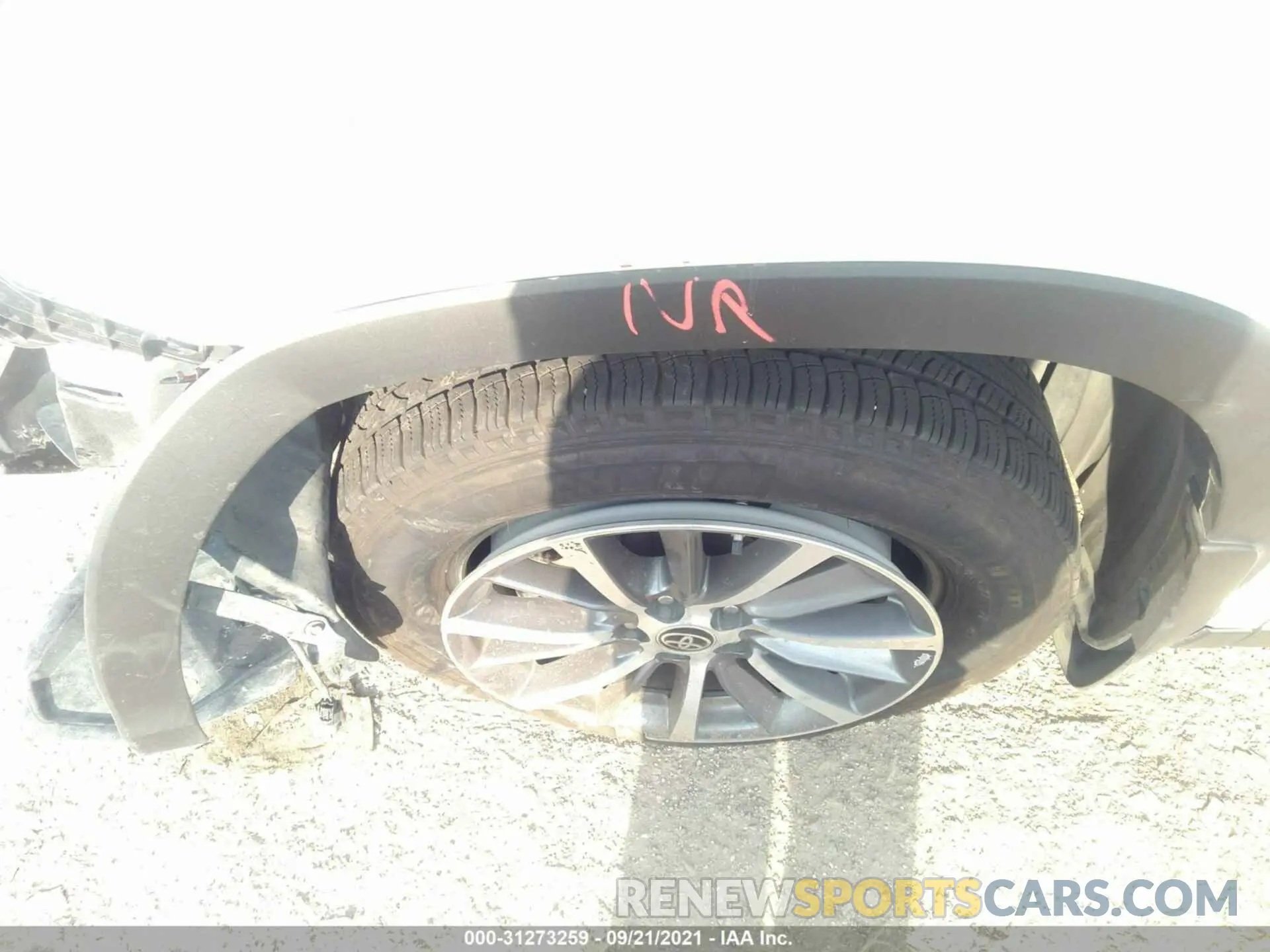 12 Photograph of a damaged car 5TDKZRFH2KS574583 TOYOTA HIGHLANDER 2019