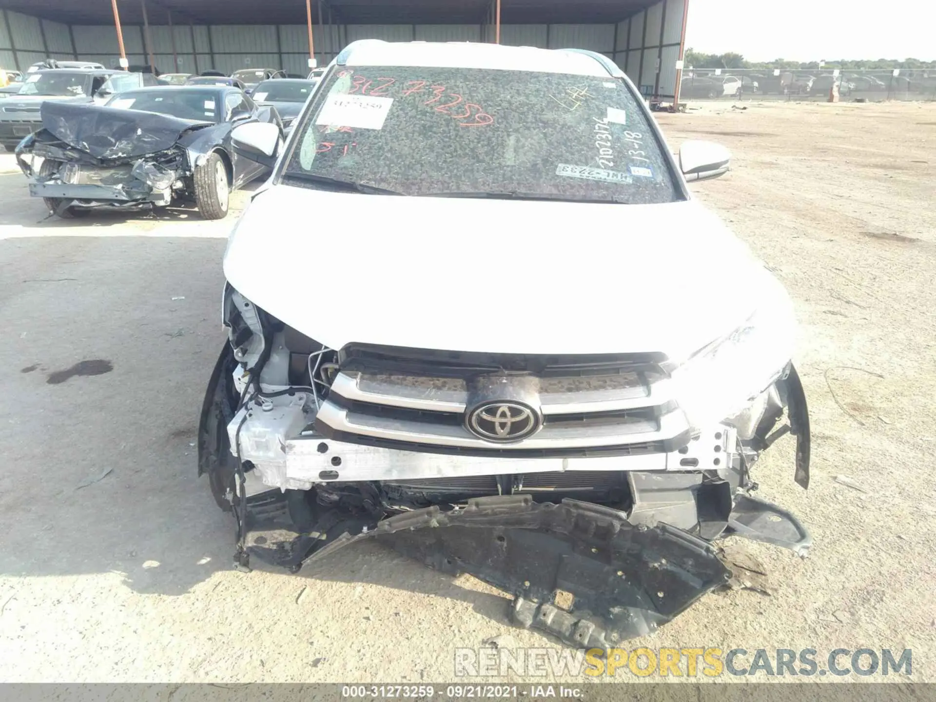 6 Photograph of a damaged car 5TDKZRFH2KS574583 TOYOTA HIGHLANDER 2019