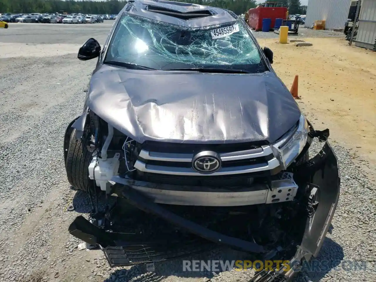 7 Photograph of a damaged car 5TDKZRFH2KS574602 TOYOTA HIGHLANDER 2019