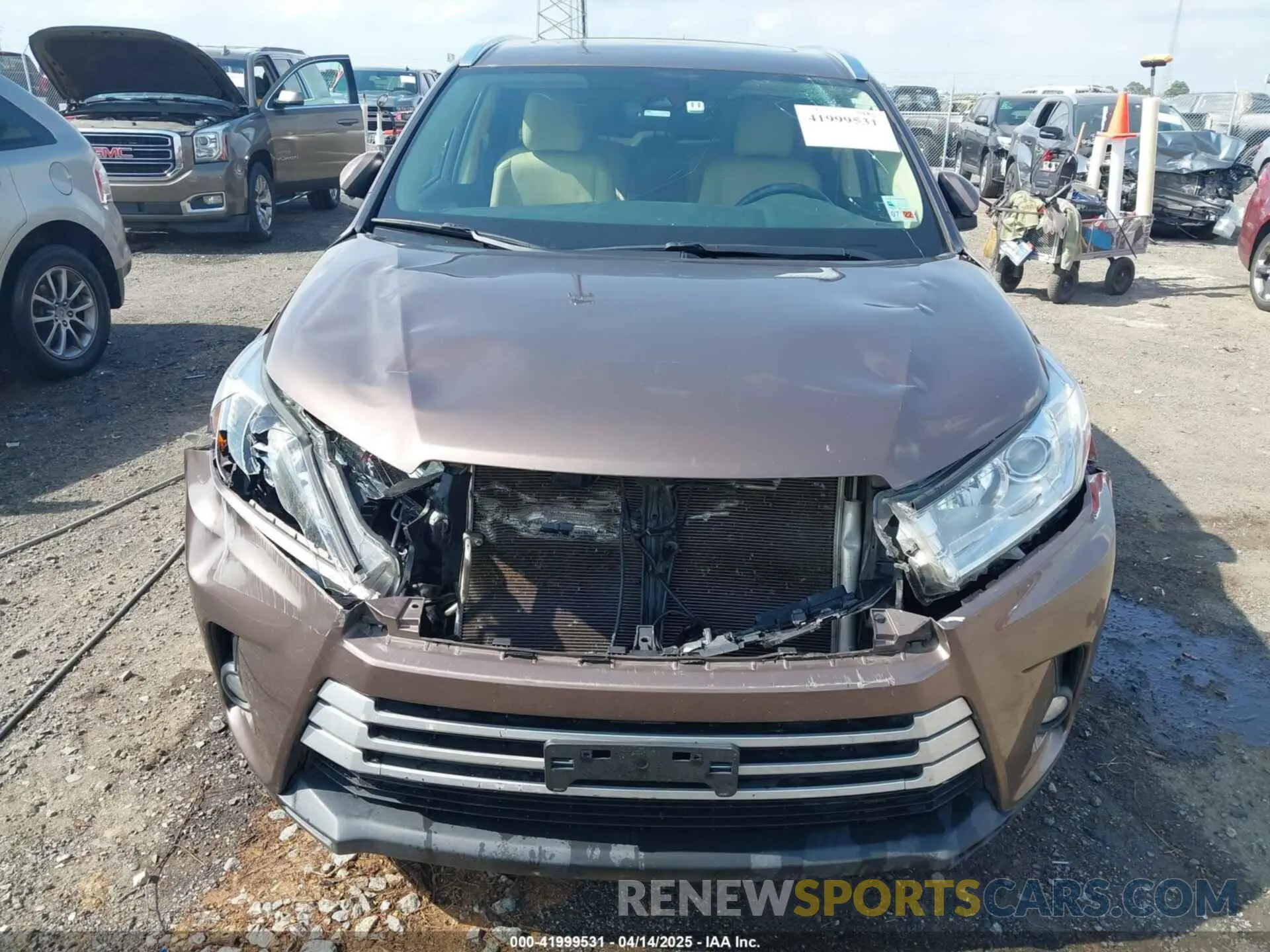 6 Photograph of a damaged car 5TDKZRFH3KS344289 TOYOTA HIGHLANDER 2019
