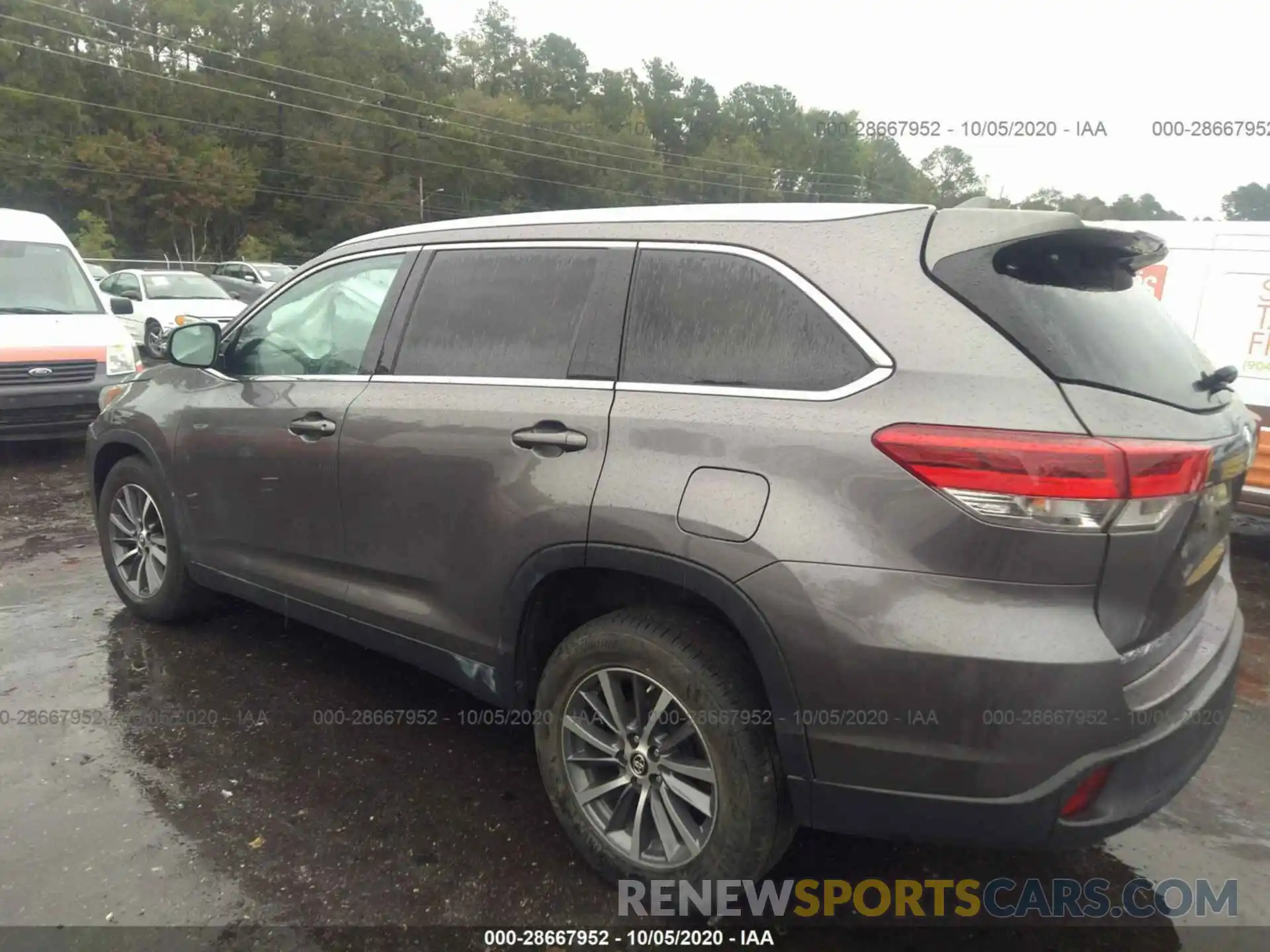 3 Photograph of a damaged car 5TDKZRFH3KS561518 TOYOTA HIGHLANDER 2019