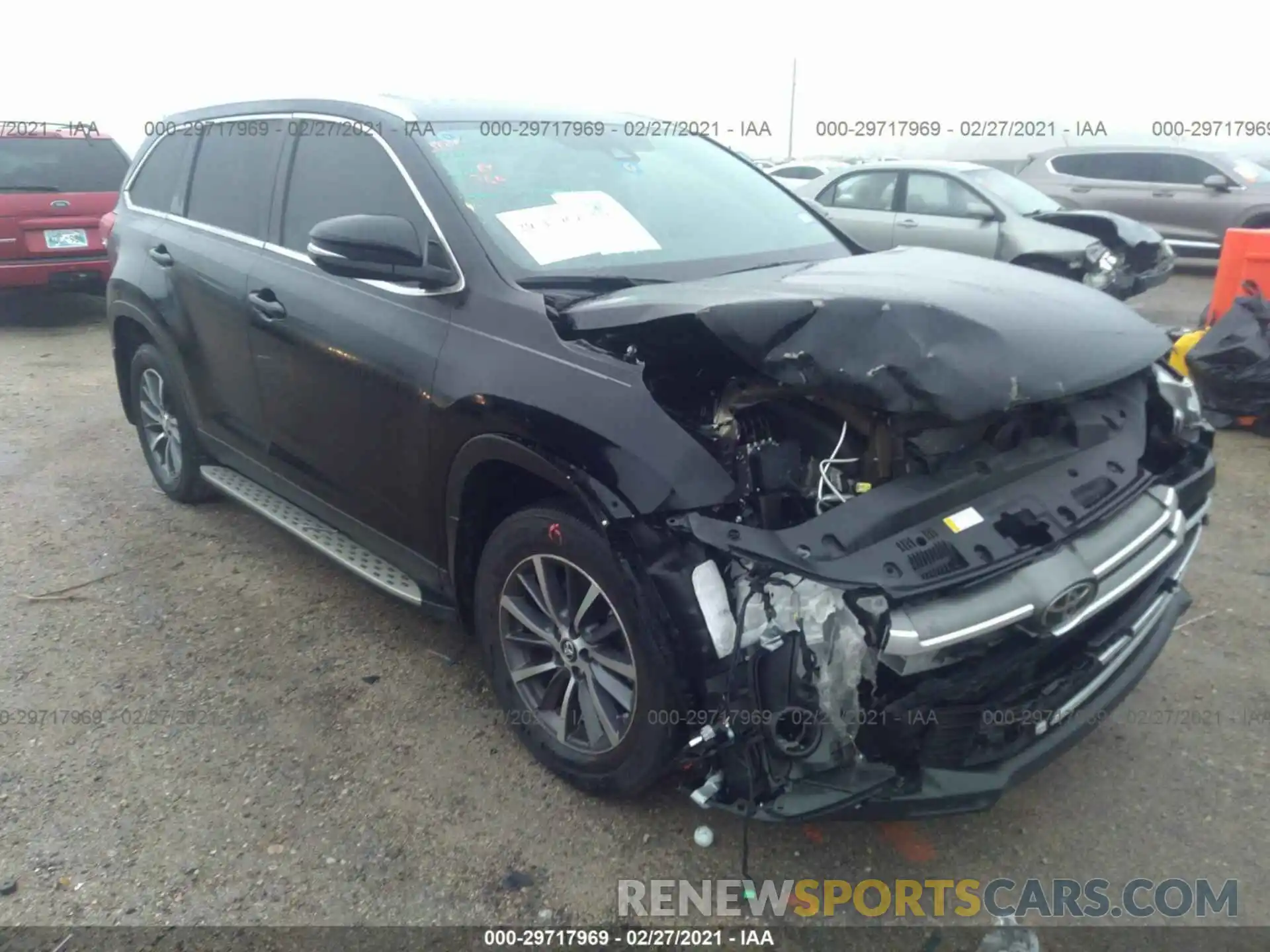 1 Photograph of a damaged car 5TDKZRFH3KS569554 TOYOTA HIGHLANDER 2019