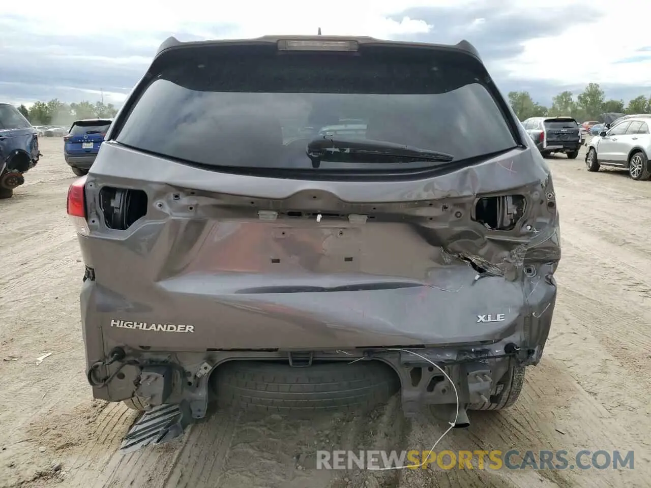 6 Photograph of a damaged car 5TDKZRFH3KS570400 TOYOTA HIGHLANDER 2019