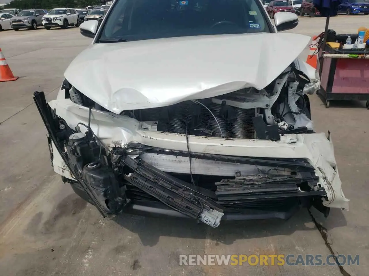 12 Photograph of a damaged car 5TDKZRFH3KS570607 TOYOTA HIGHLANDER 2019