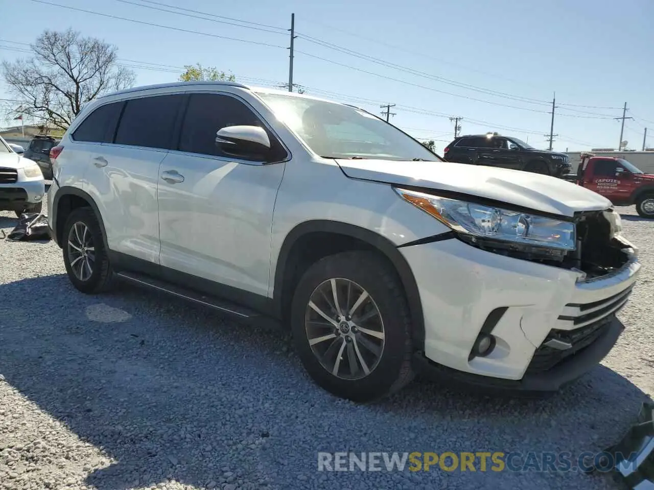 4 Photograph of a damaged car 5TDKZRFH4KS305291 TOYOTA HIGHLANDER 2019